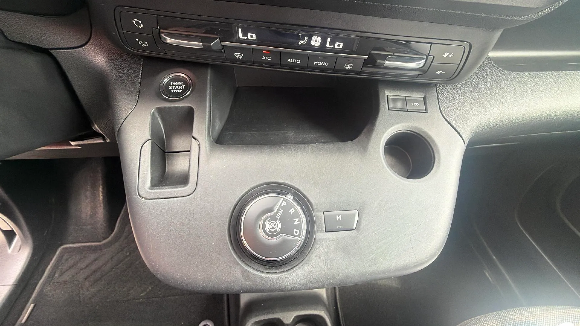 Opel Combo 1.5 TD Selective XL Aut - foto 19