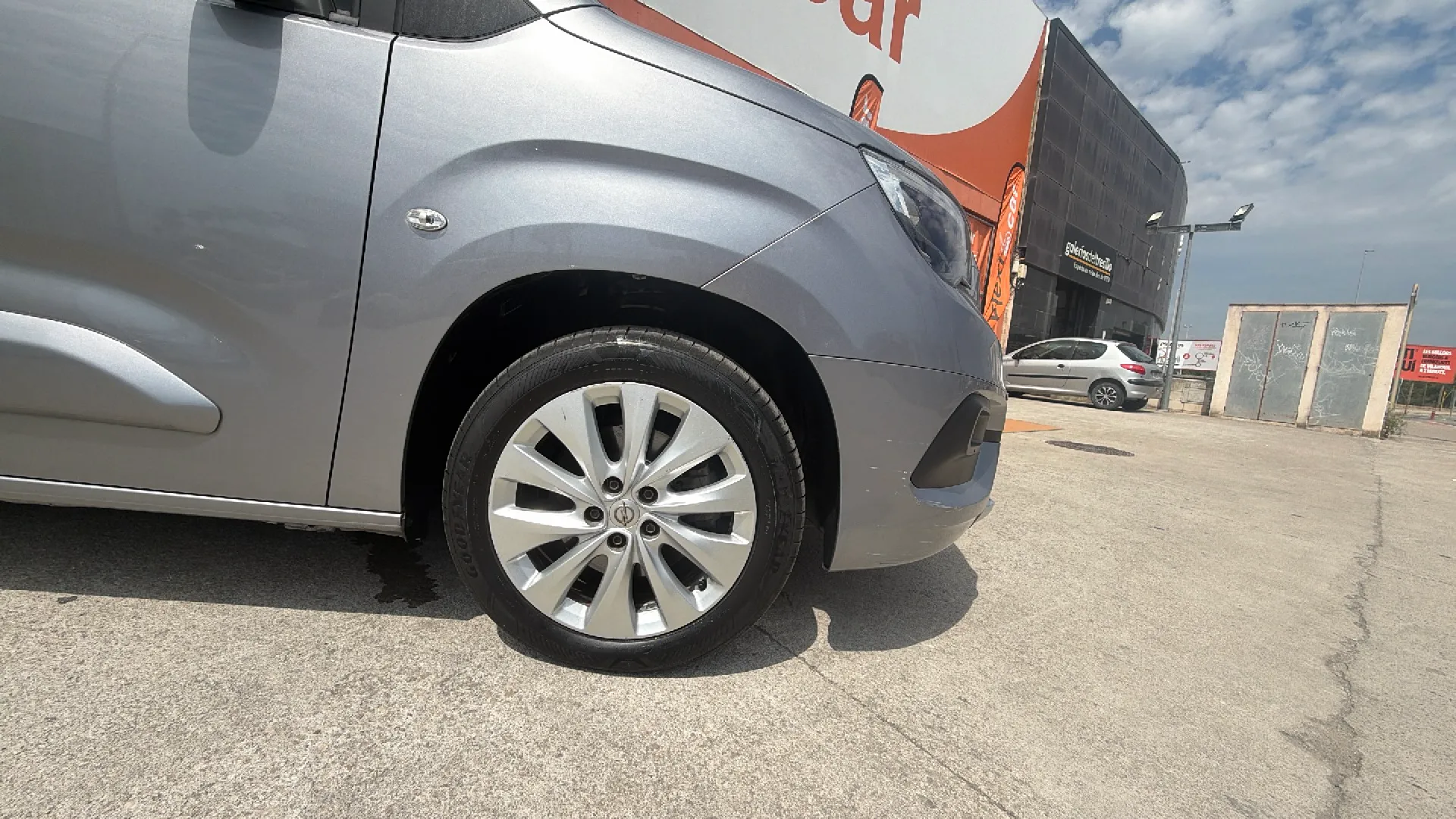Opel Combo 1.5 TD Selective XL Aut - foto 17
