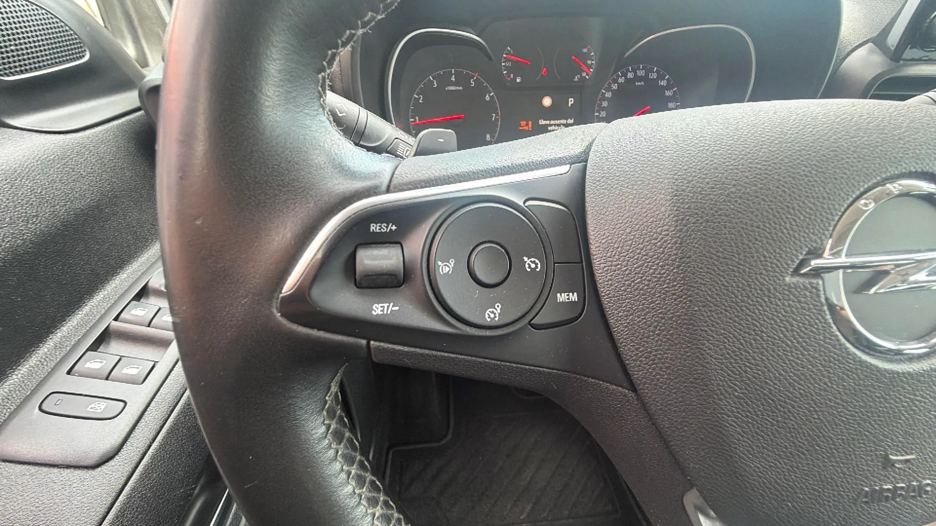 Opel Combo 1.5 TD Selective XL Aut - foto 23