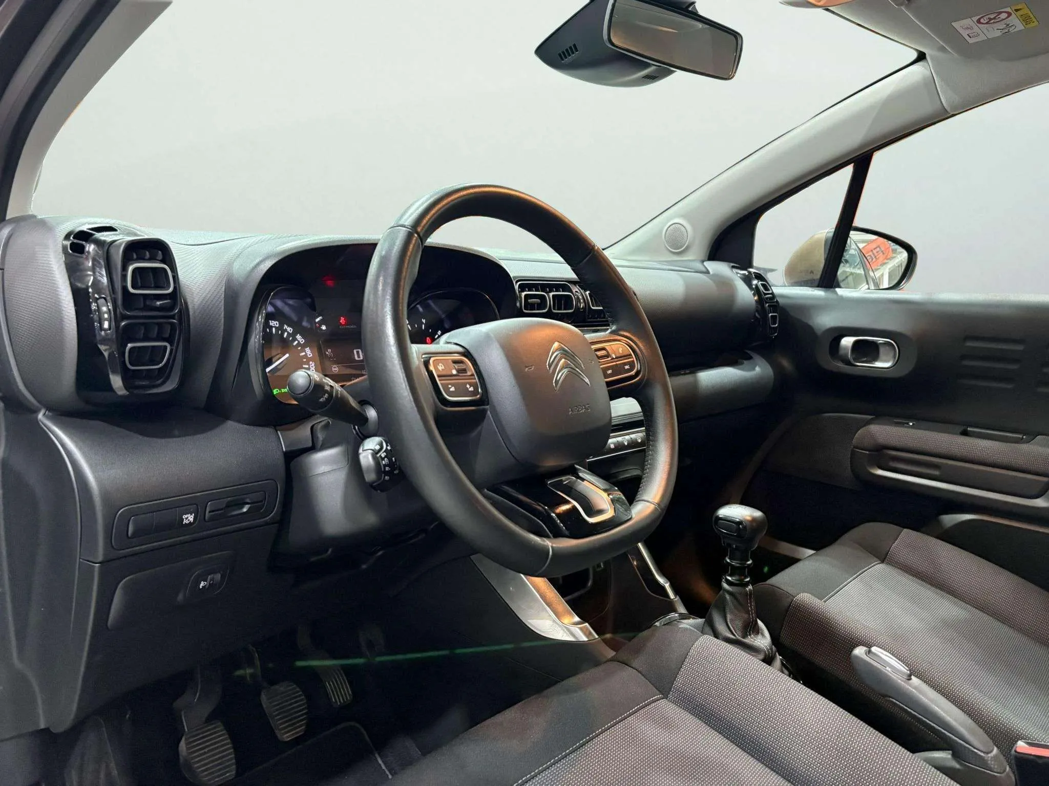 Citroën C3 Aircross PureTech Shine - foto 11