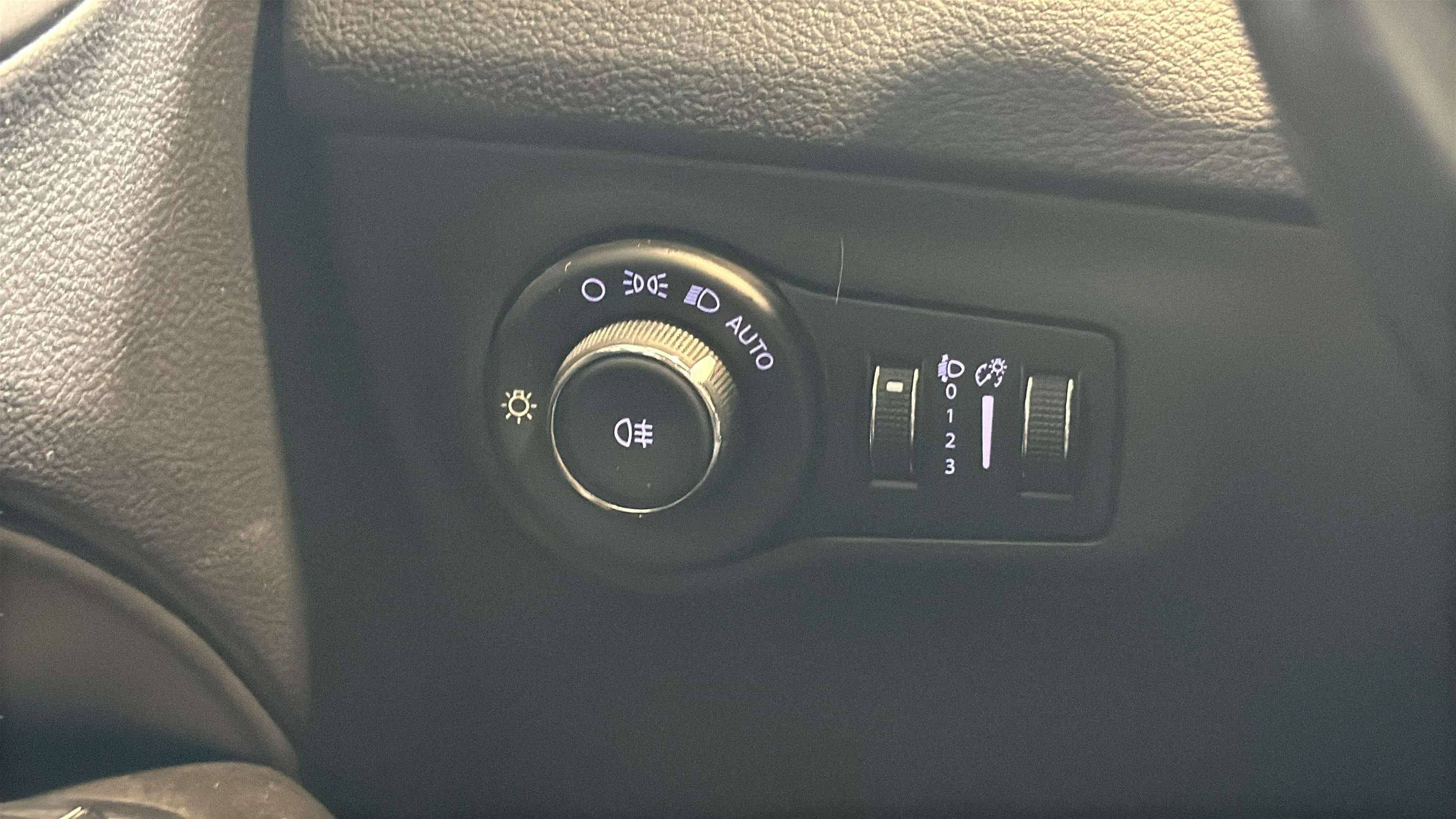 Jeep Compass 1.4 Mair Sport 4x2 - foto 23