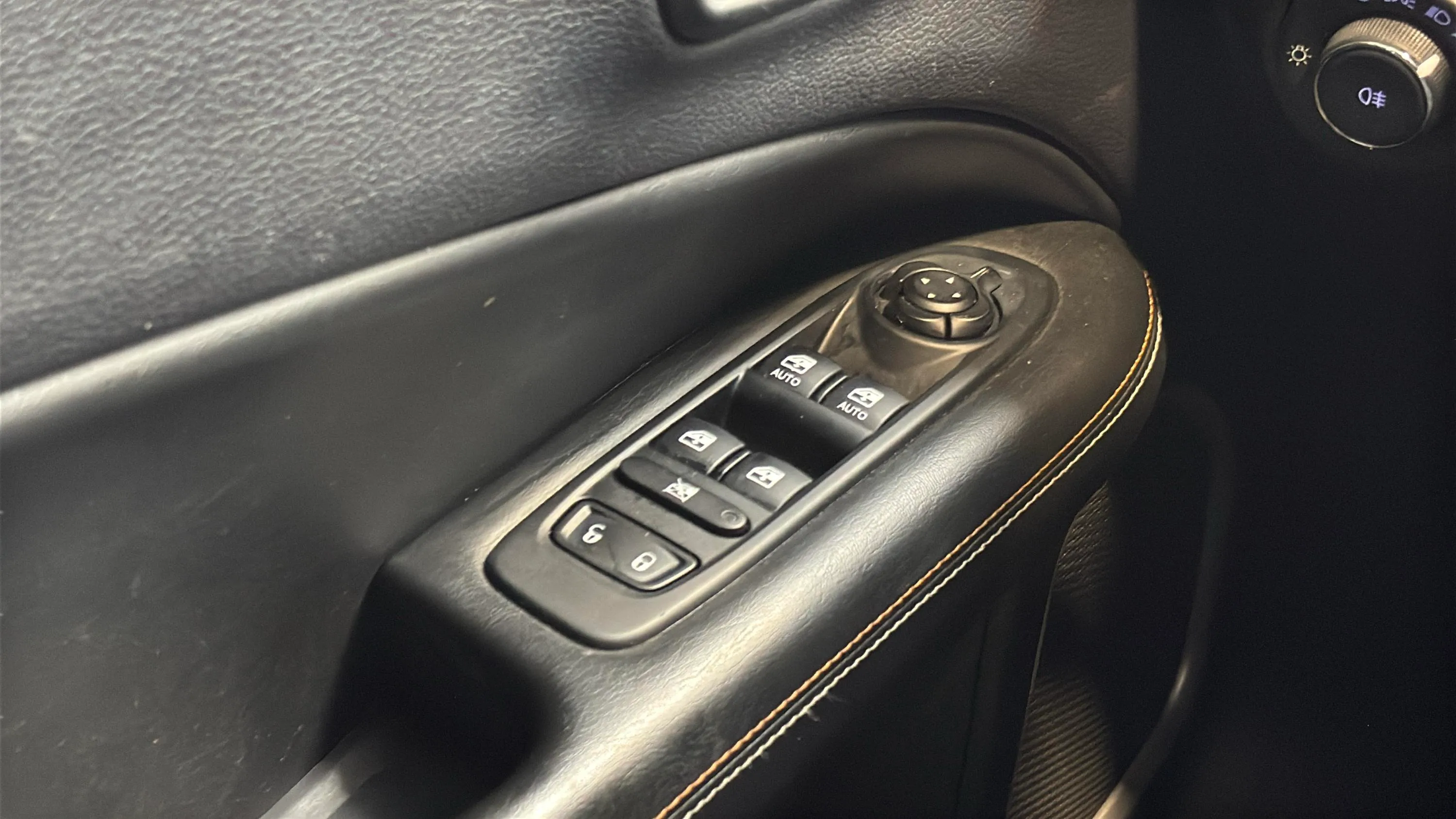 Jeep Compass 1.4 Mair Sport 4x2 - foto 22
