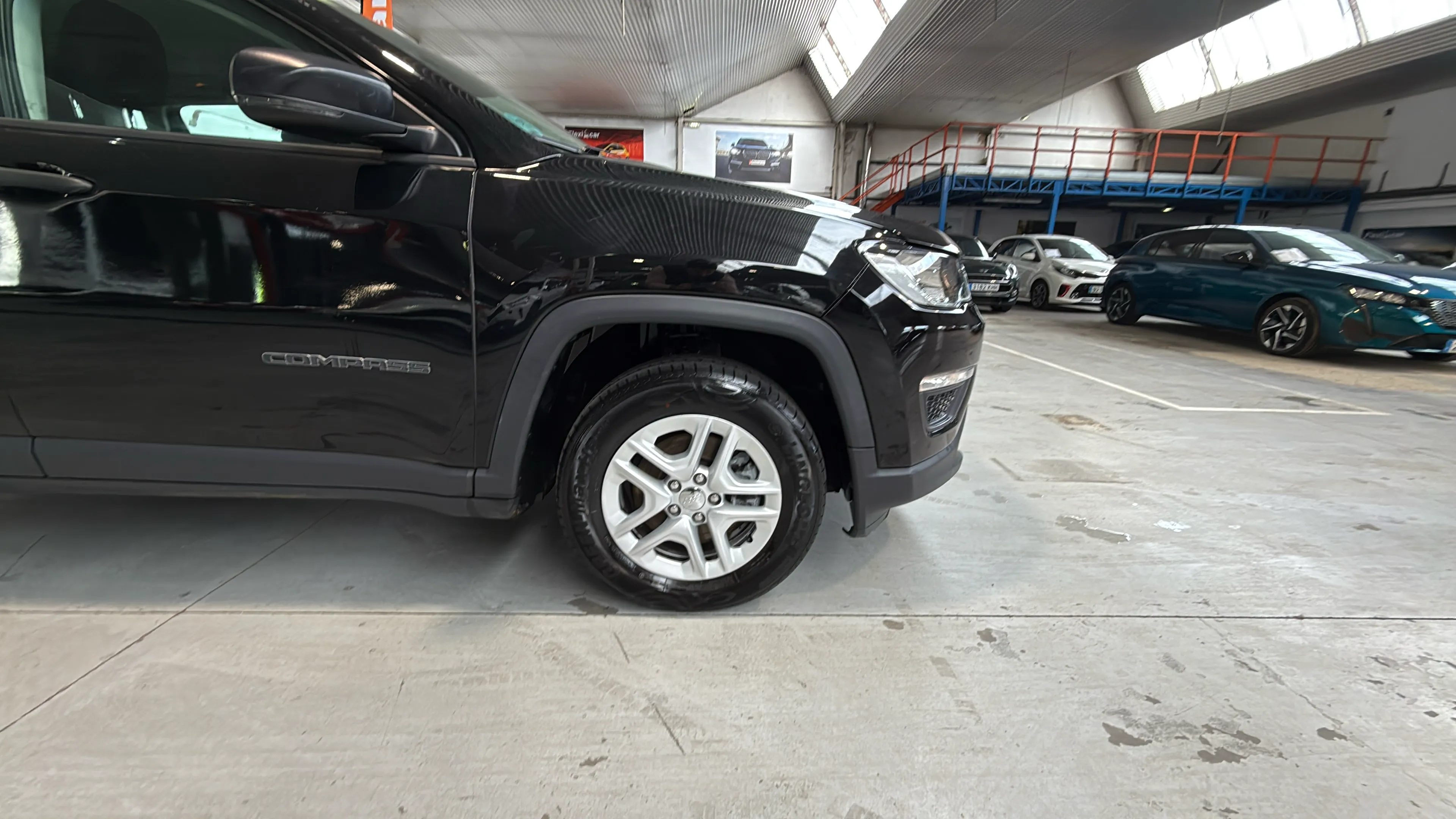 Jeep Compass 1.4 Mair Sport 4x2 - foto 25