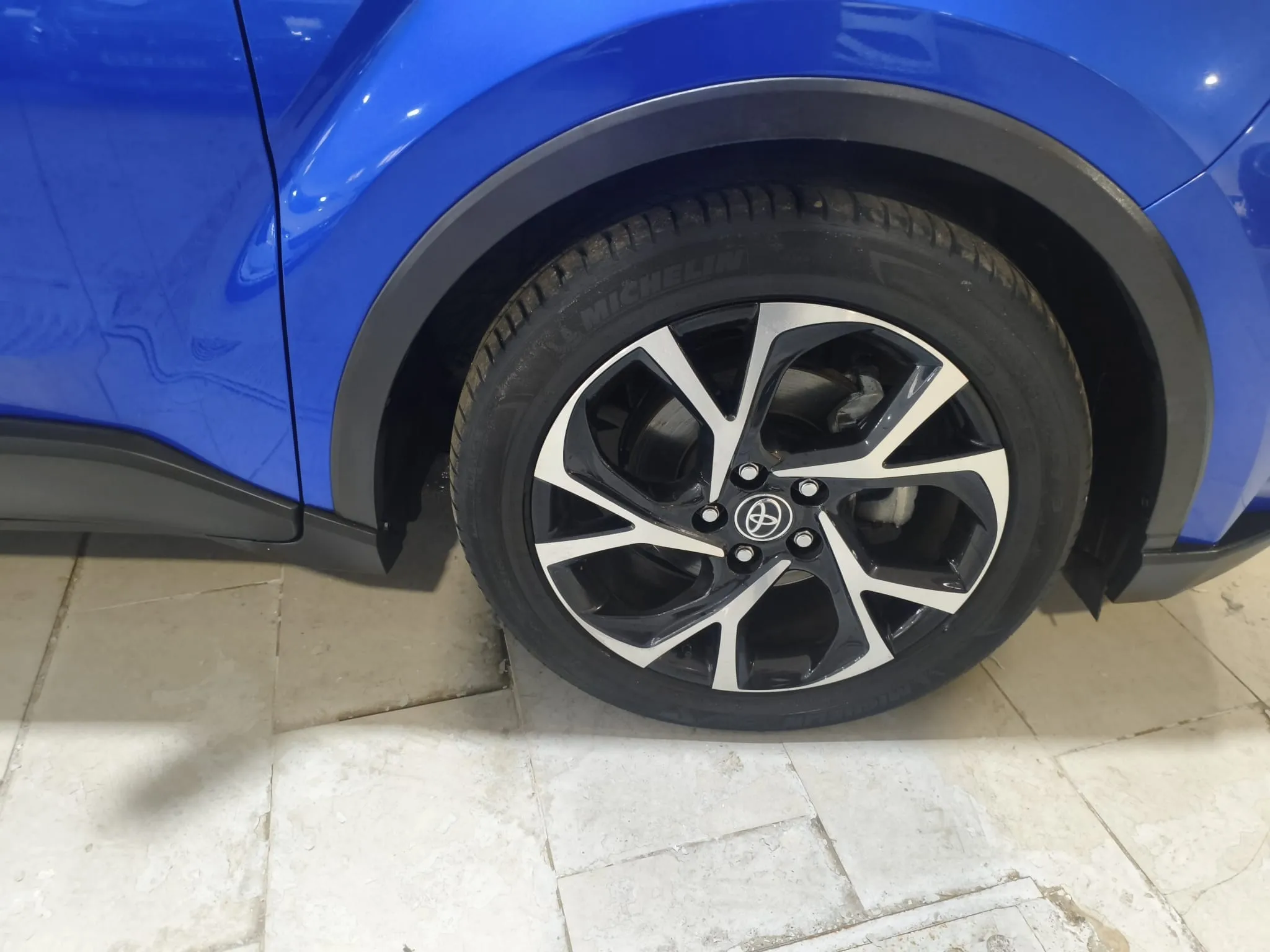 Toyota C-HR 1.8 125H Advance - foto 19