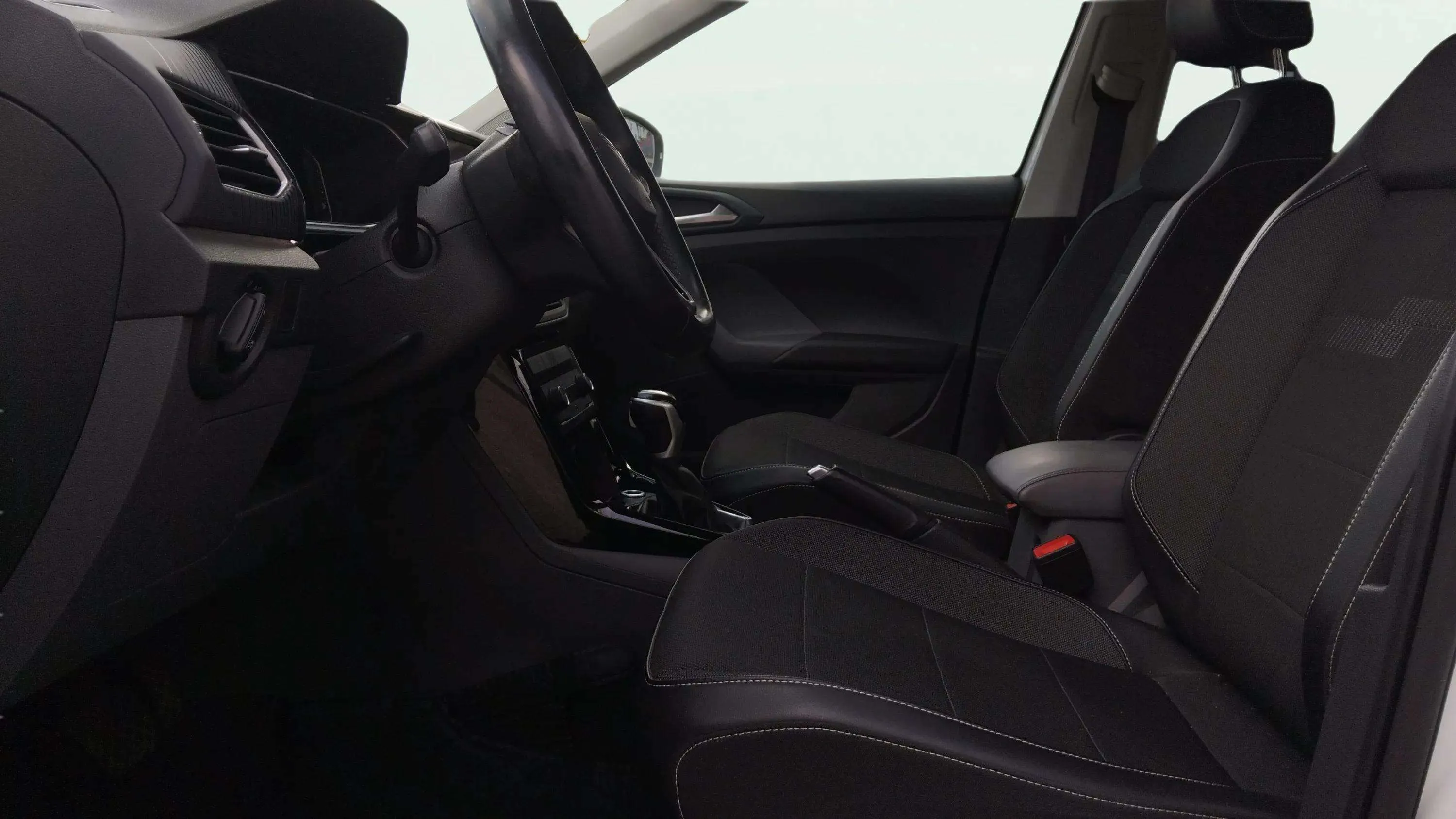 Volkswagen T-Cross Sport 1.0 TSI DSG - foto 8