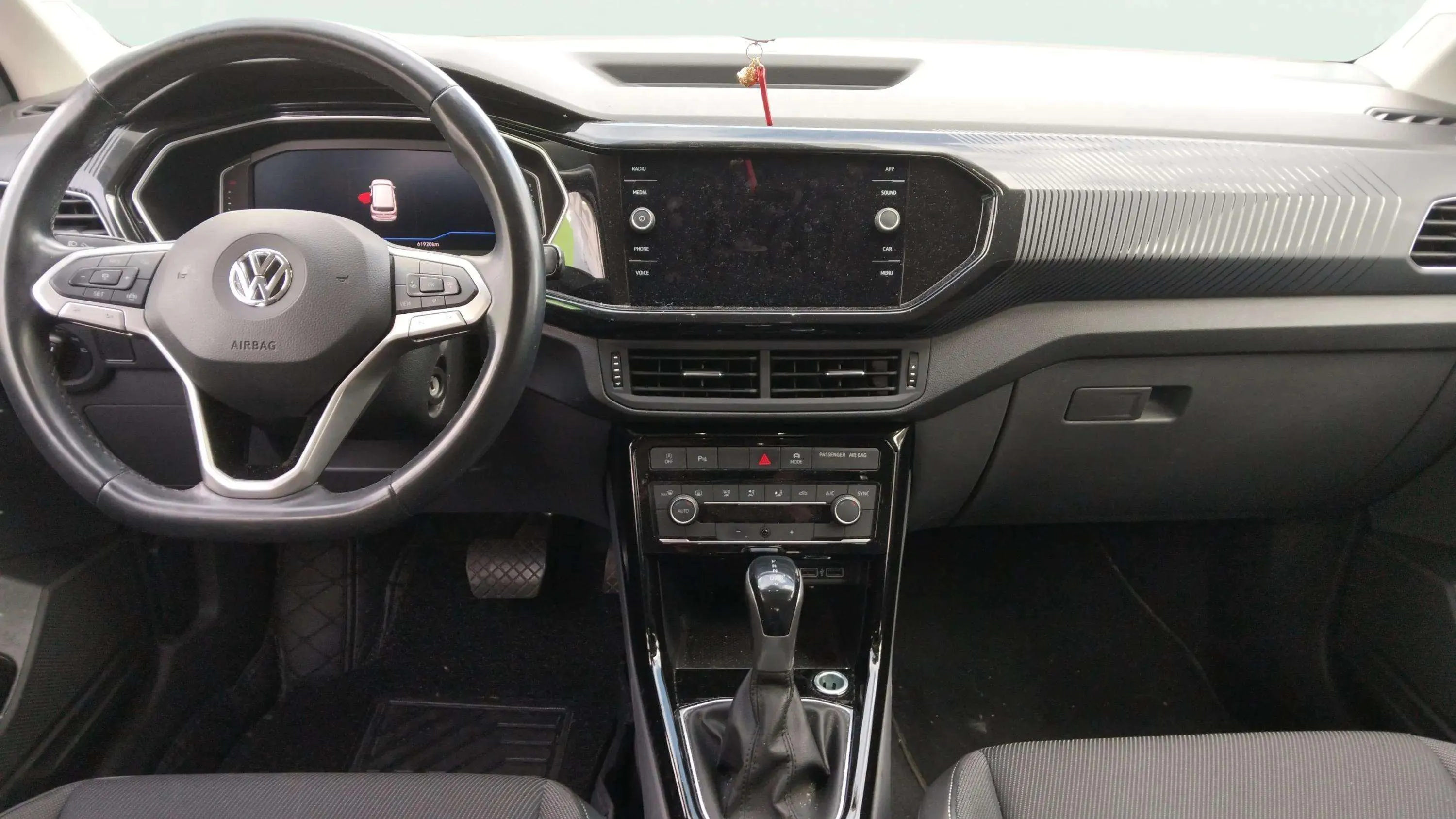 Volkswagen T-Cross Sport 1.0 TSI DSG - foto 7