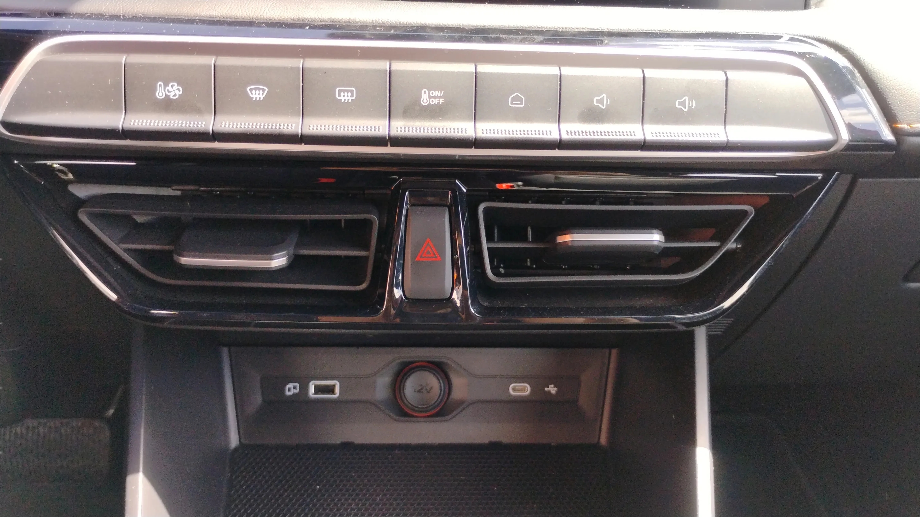 MG MG3 Hybrid+ Standard MY25 - foto 10