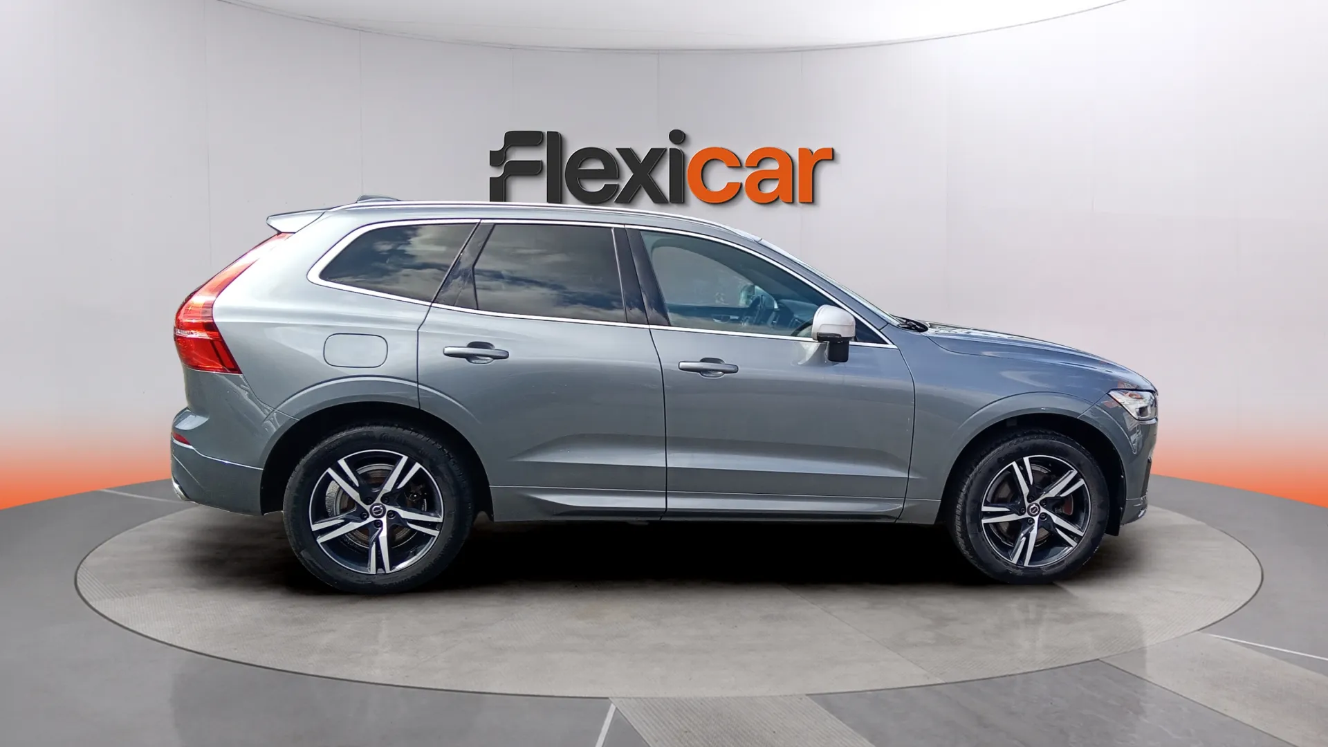 Volvo XC60 2.0 D4 AWD Momentum - foto 5