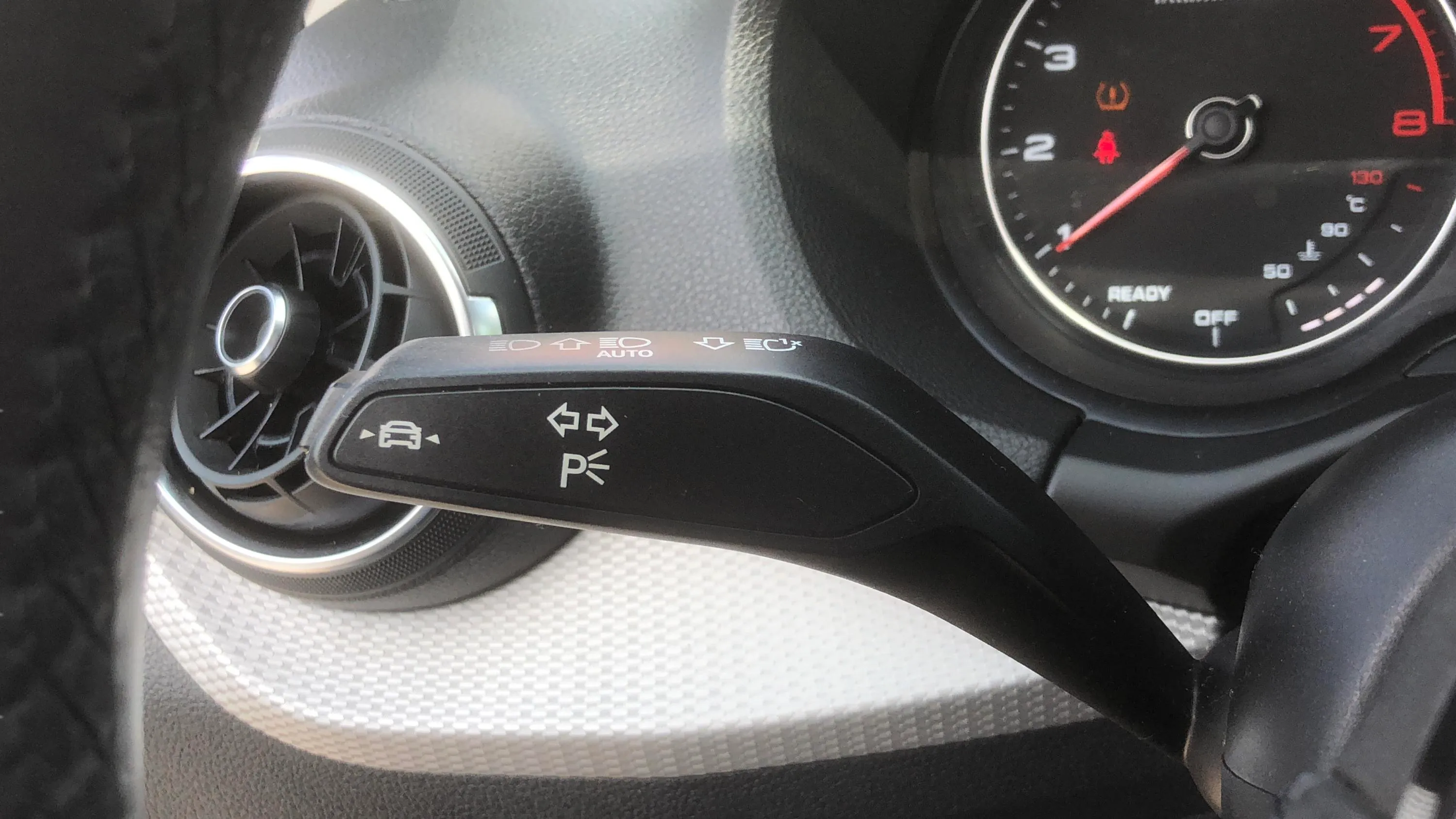 Audi Q2 Advanced 35 TFSI - foto 15