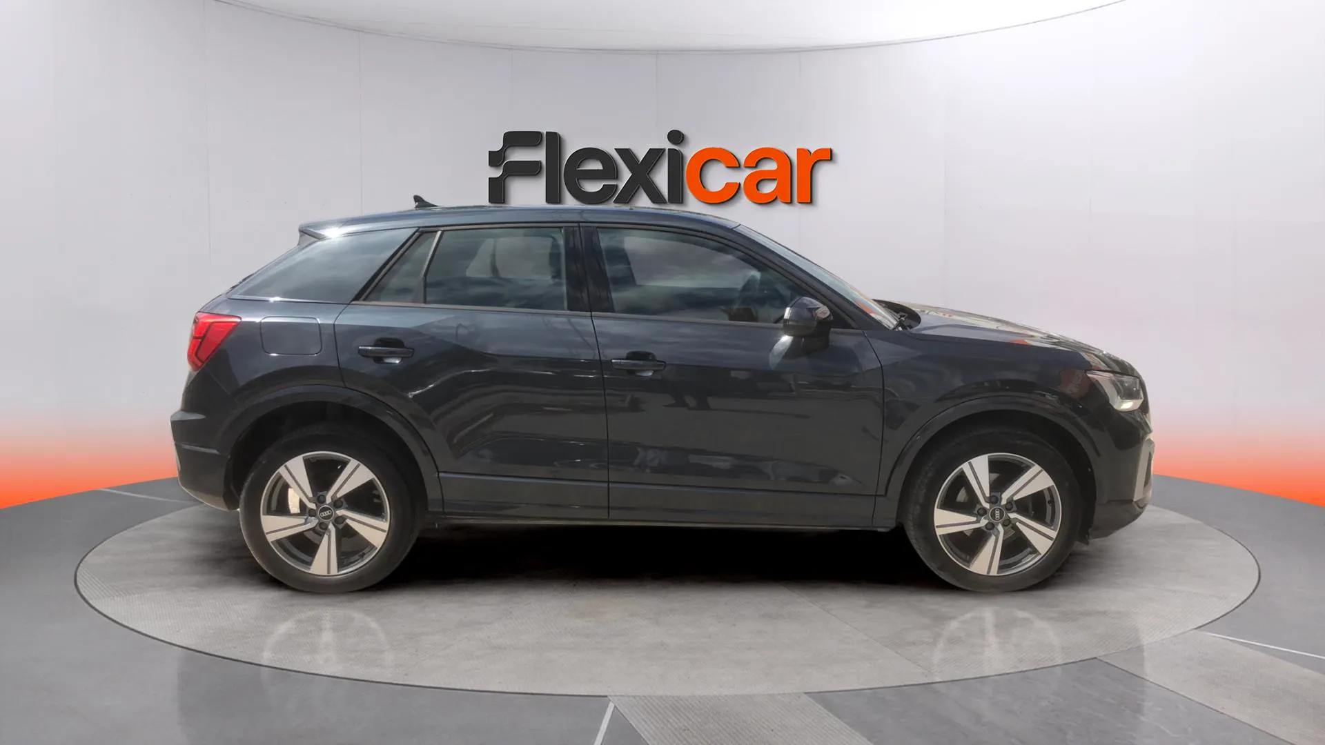Audi Q2 Advanced 35 TFSI - foto 3