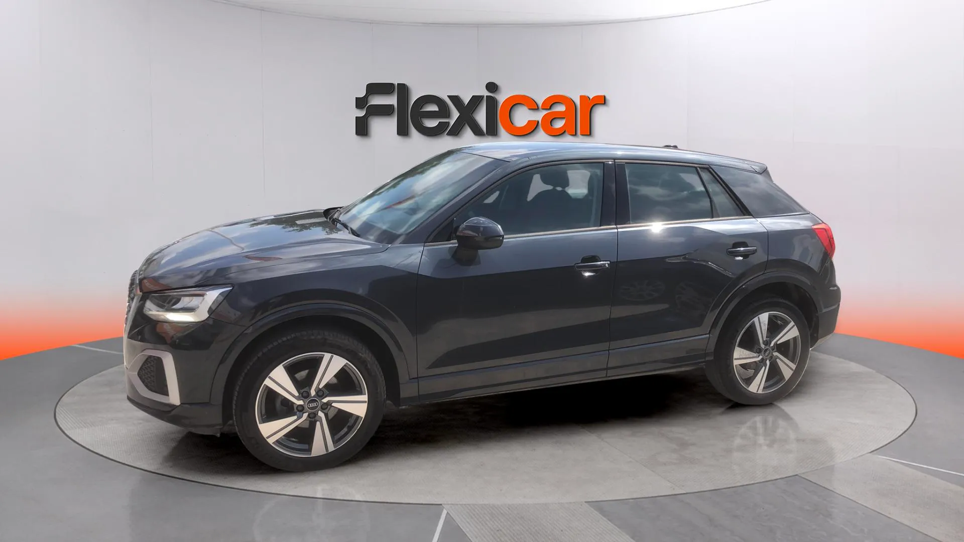 Audi Q2 Advanced 35 TFSI - foto 4