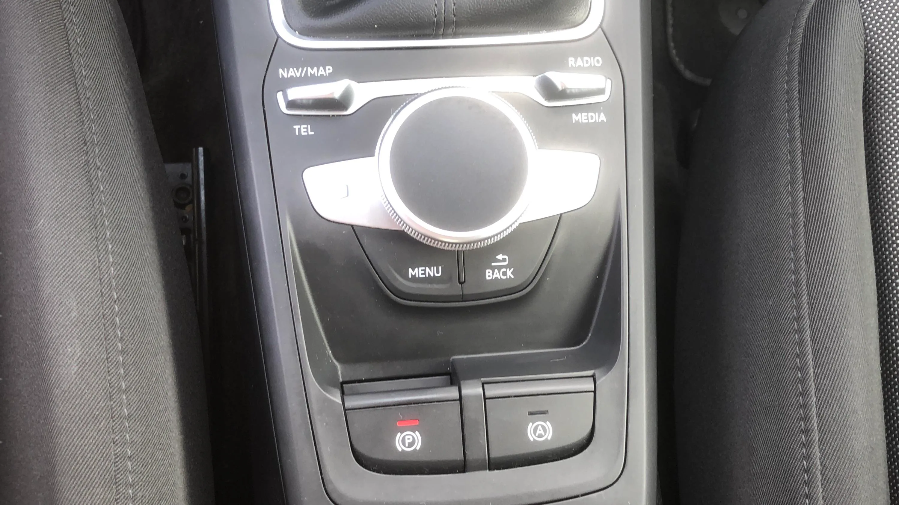 Audi Q2 Advanced 35 TFSI - foto 13