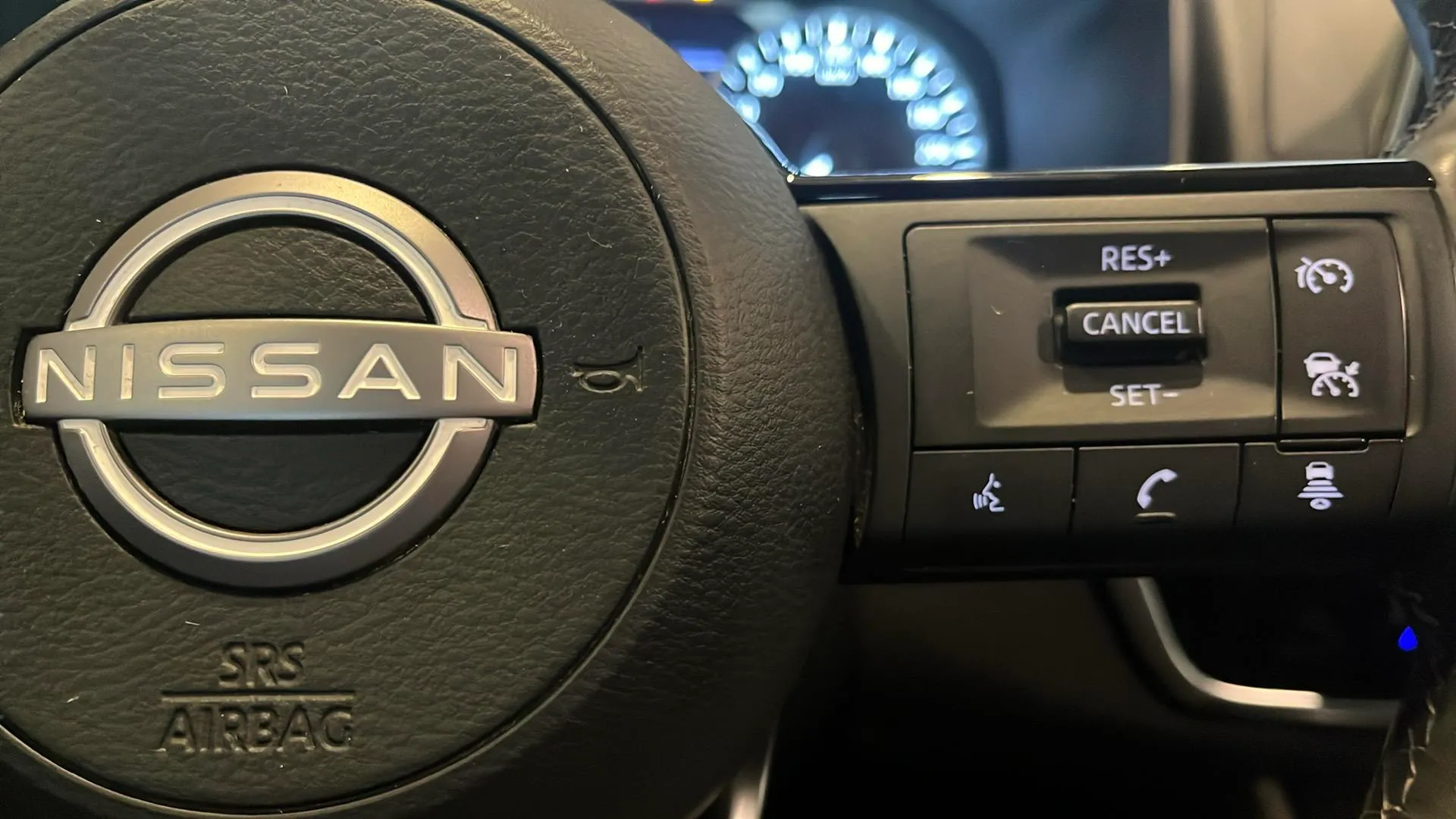 Nissan Qashqai DIG-T mHEV 4x2 Acenta - foto 12
