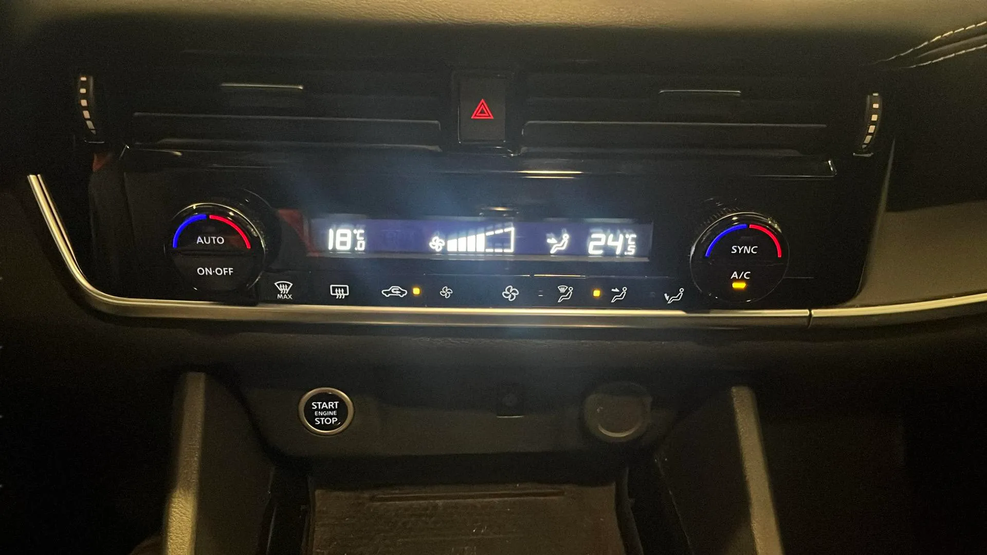 Nissan Qashqai DIG-T mHEV 4x2 Acenta - foto 19