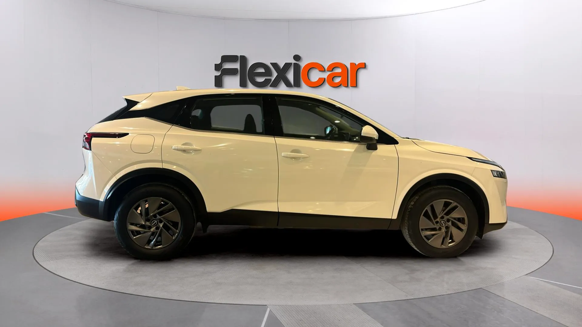 Nissan Qashqai DIG-T mHEV 4x2 Acenta - foto 8