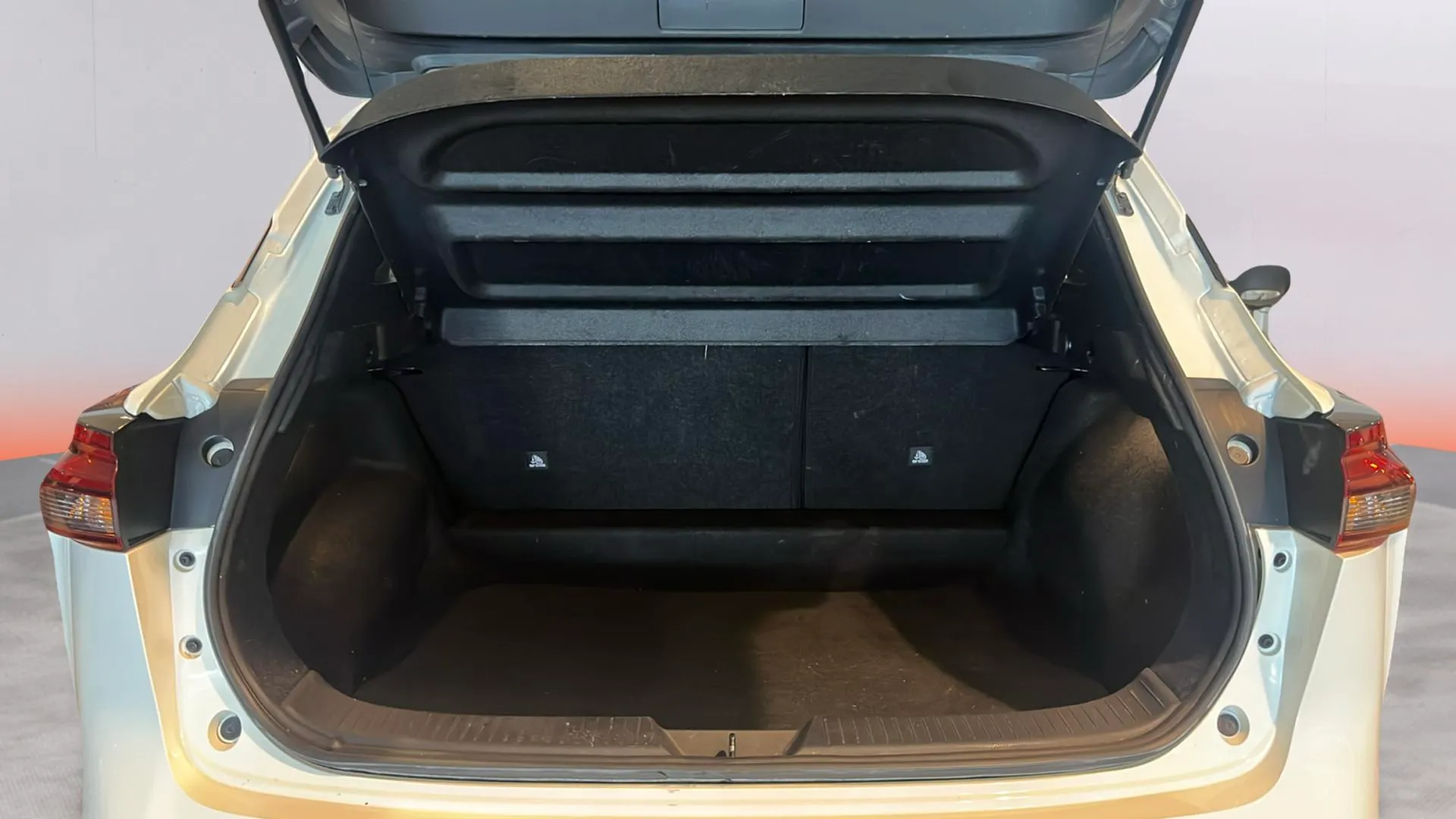 Nissan Qashqai DIG-T mHEV 4x2 Acenta - foto 23