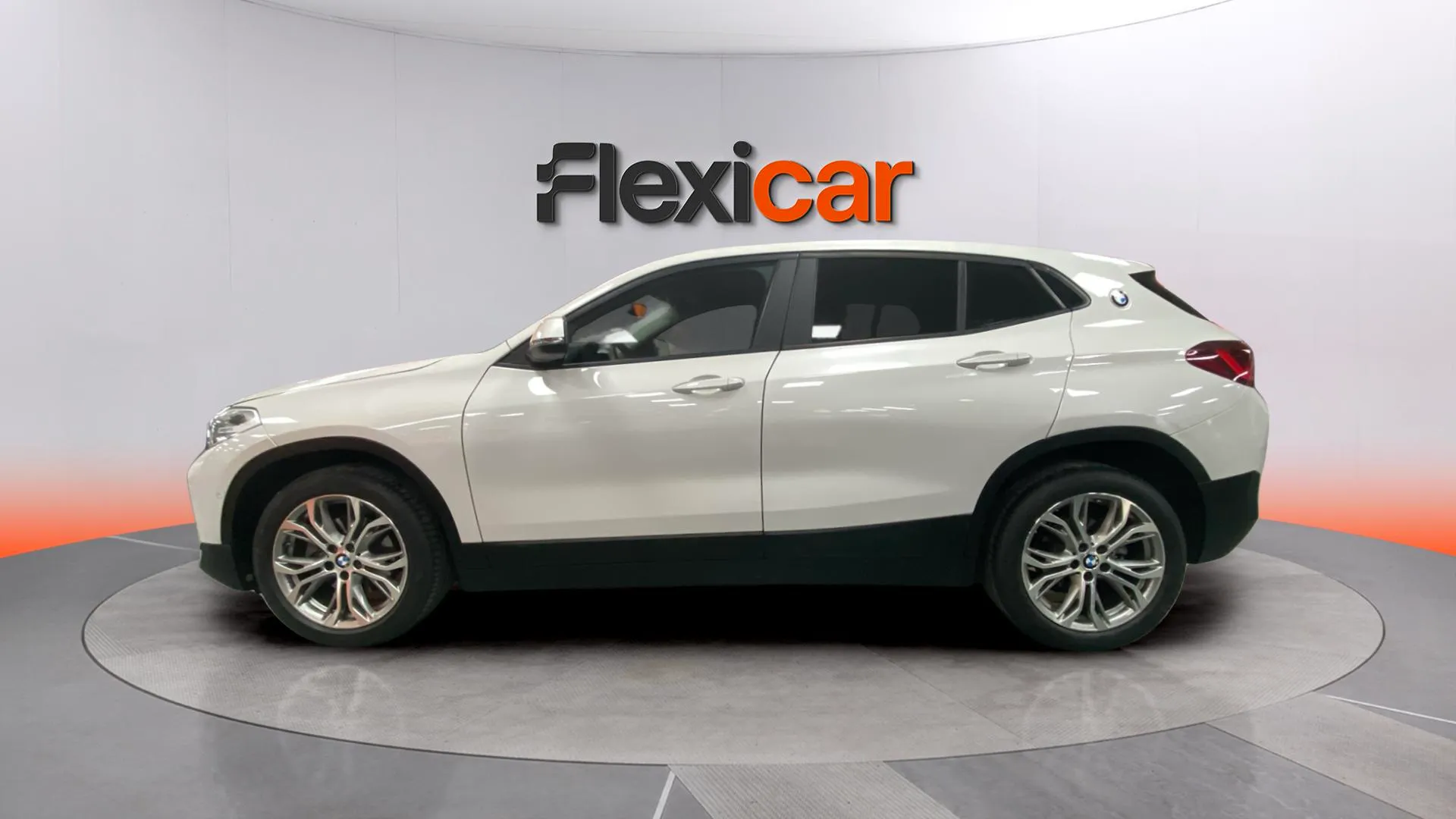 BMW X2 sDrive18d - foto 5