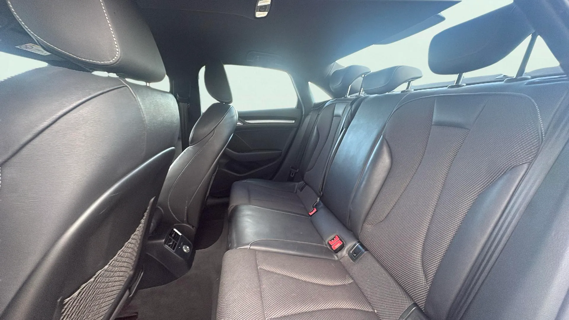 Audi A3 30 TFSI Sedan - foto 14