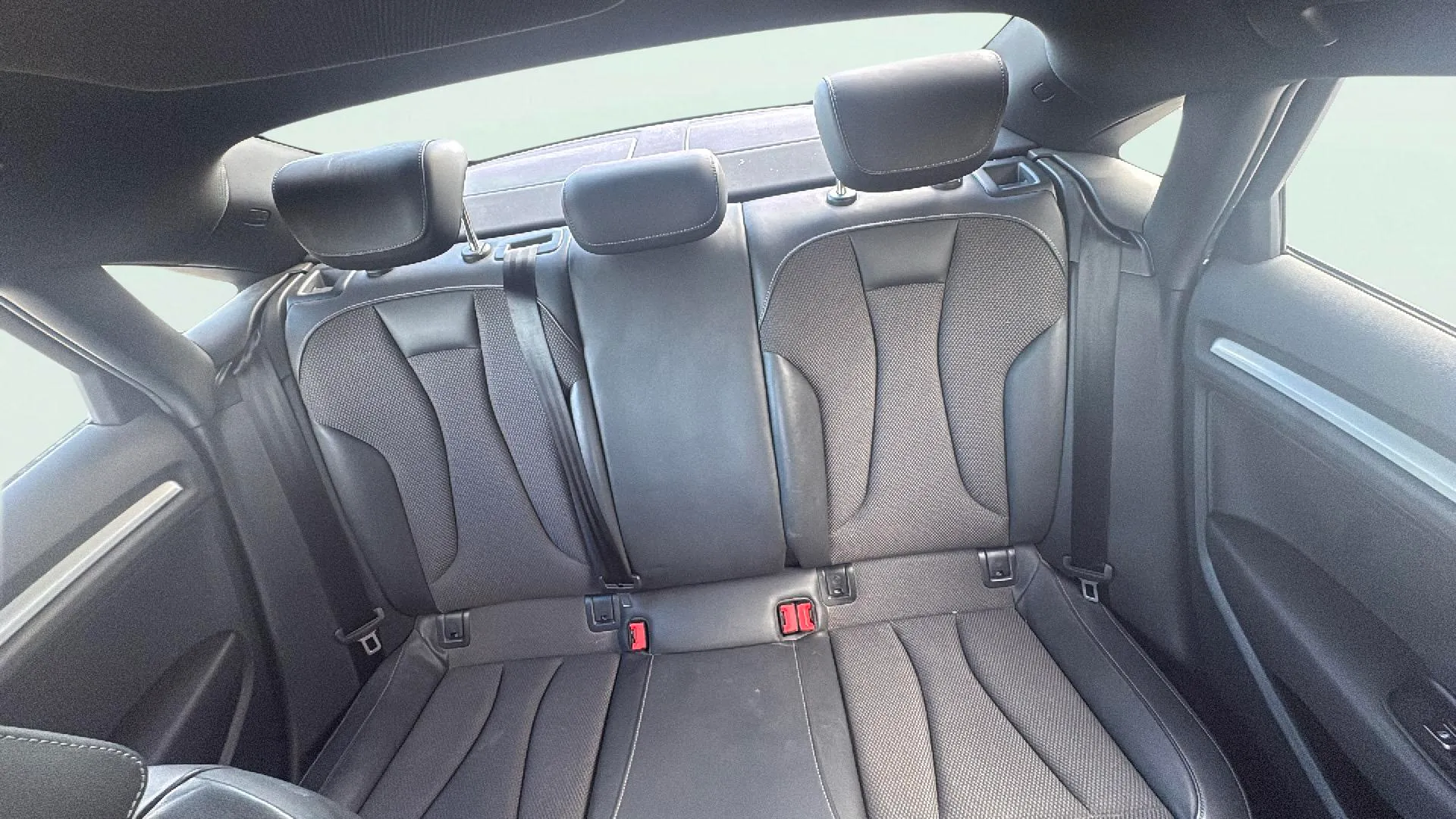 Audi A3 30 TFSI Sedan - foto 15