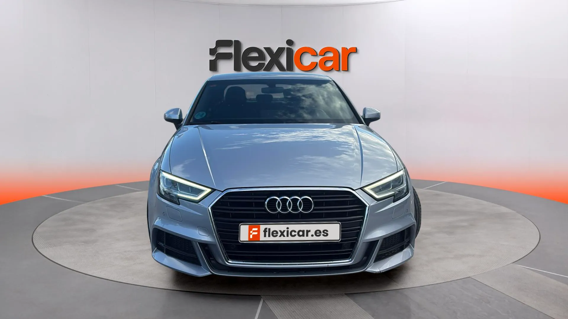 Audi A3 30 TFSI Sedan - foto 2