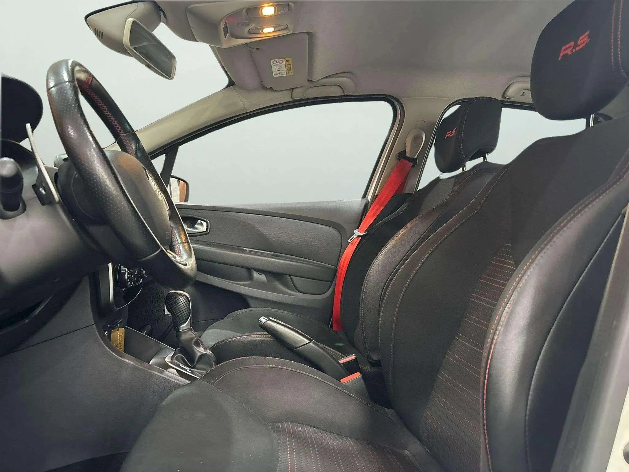 Renault Clio RS Trophy Energy EDC - foto 13