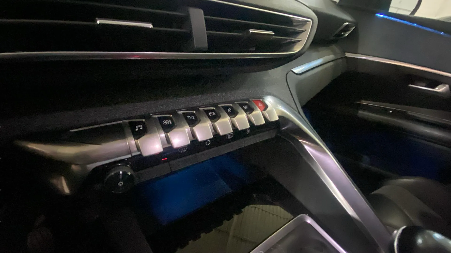 Peugeot 3008 1.2 PureTech Allure - foto 12