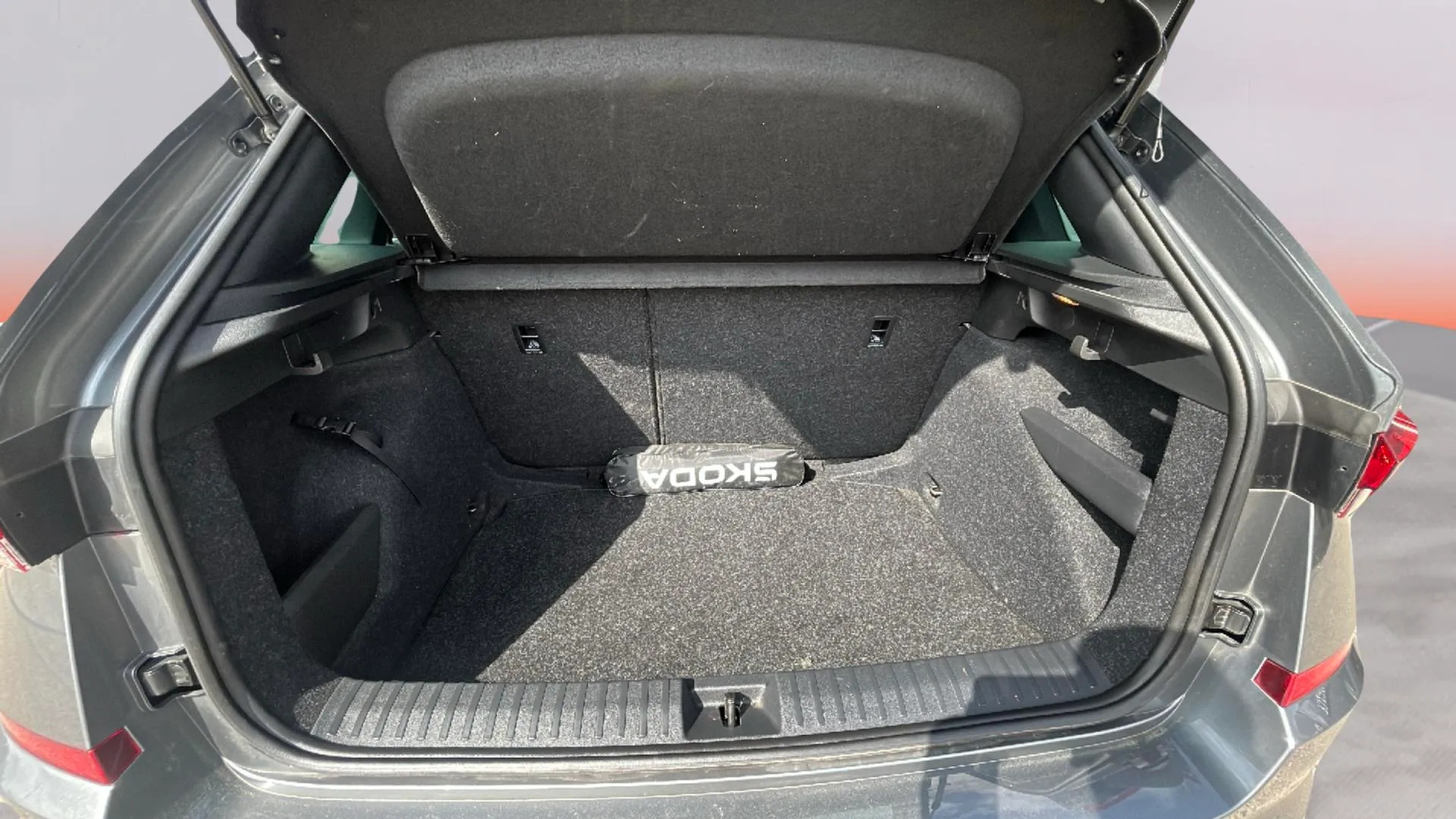 Škoda Kamiq 1.5 TSI DSG Montecarlo - foto 15