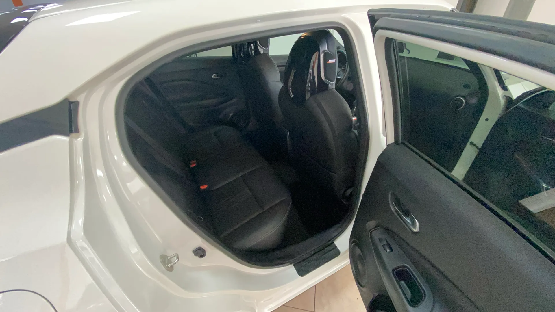 Nissan Juke DIG-T DCT N-Design Black - foto 10