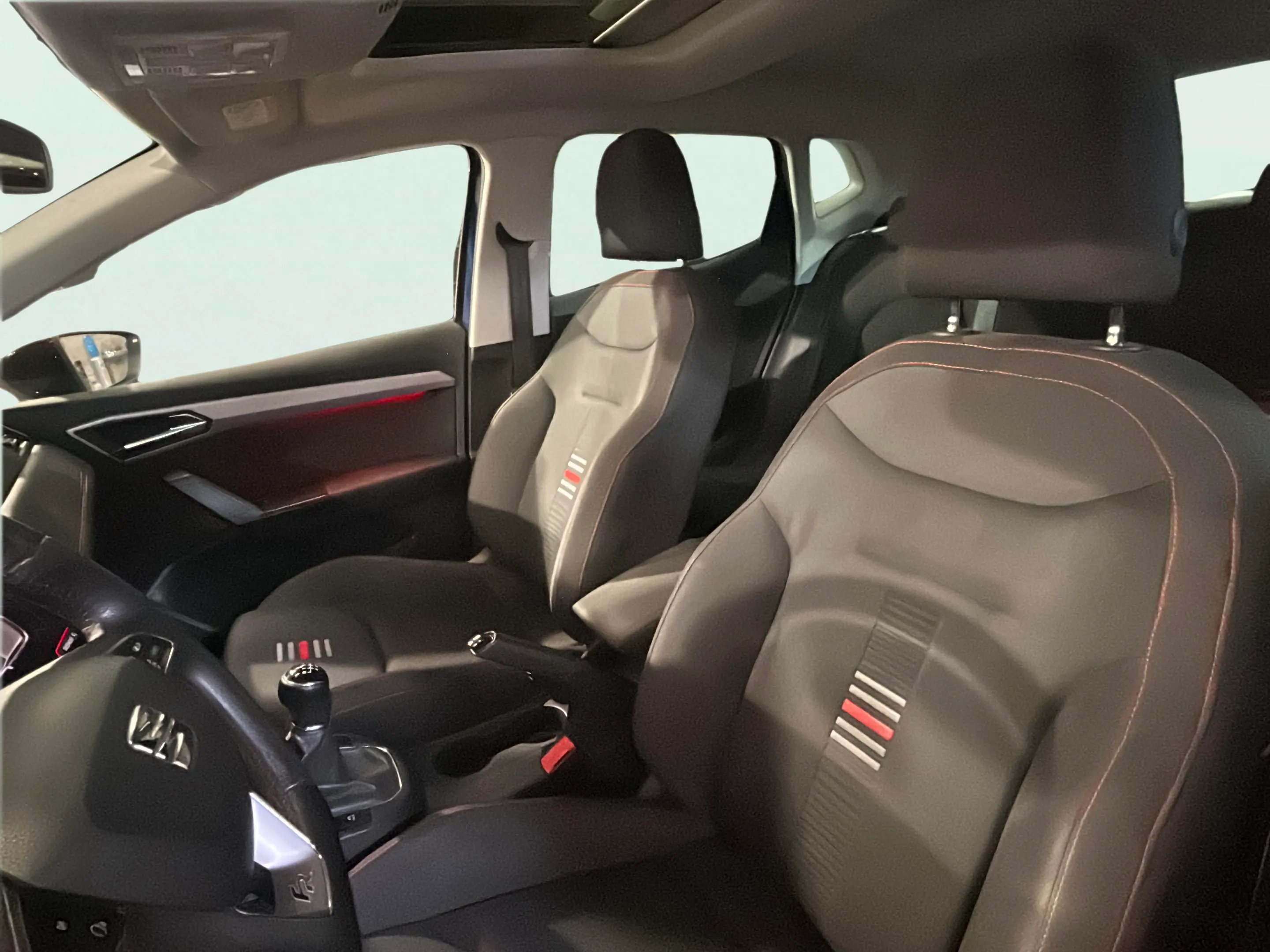 SEAT Ibiza 1.5 TSI FR Plus - foto 24