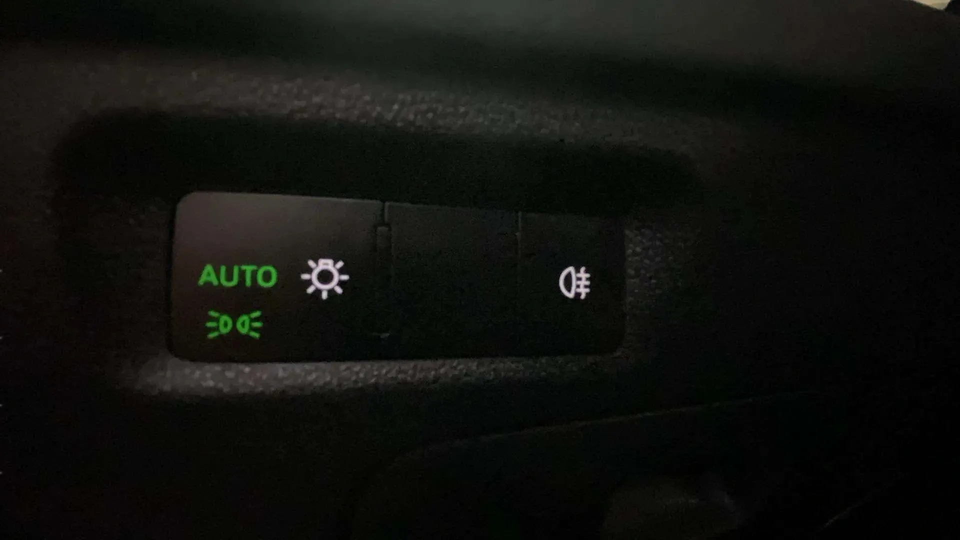 Škoda Octavia 1.0 TSI DSG mHEV Ambition - foto 18