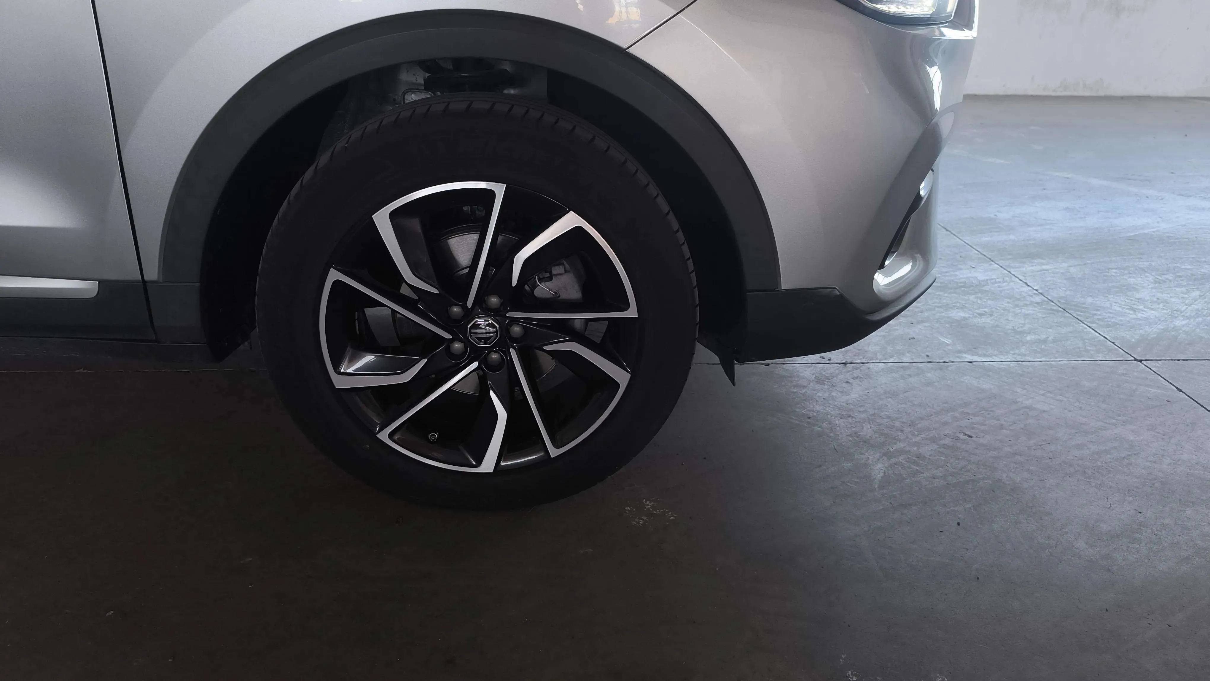 MG ZS 1.0T Luxury - foto 17