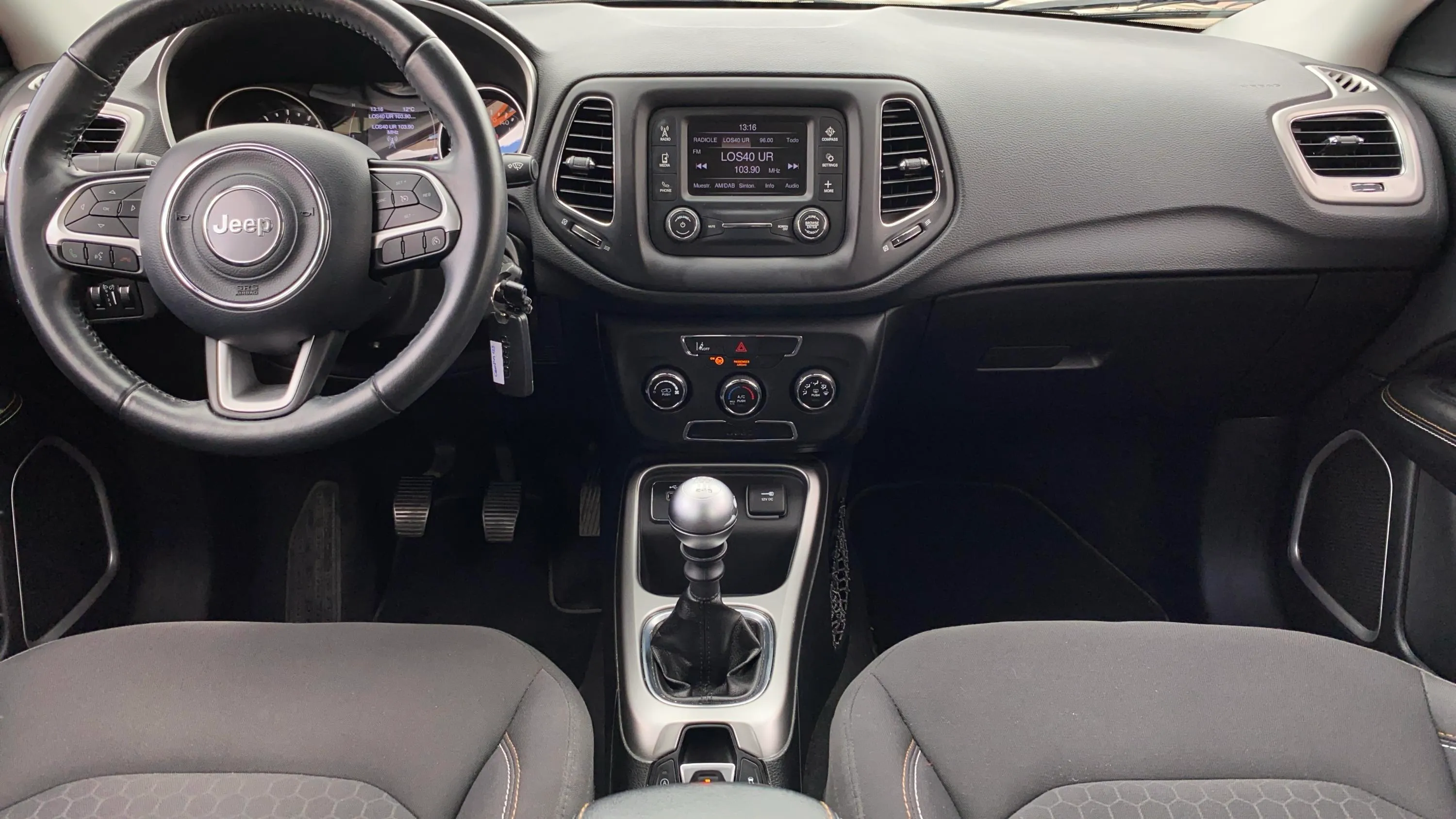 Jeep Compass 1.4 Mair Limited 4x2 - foto 22