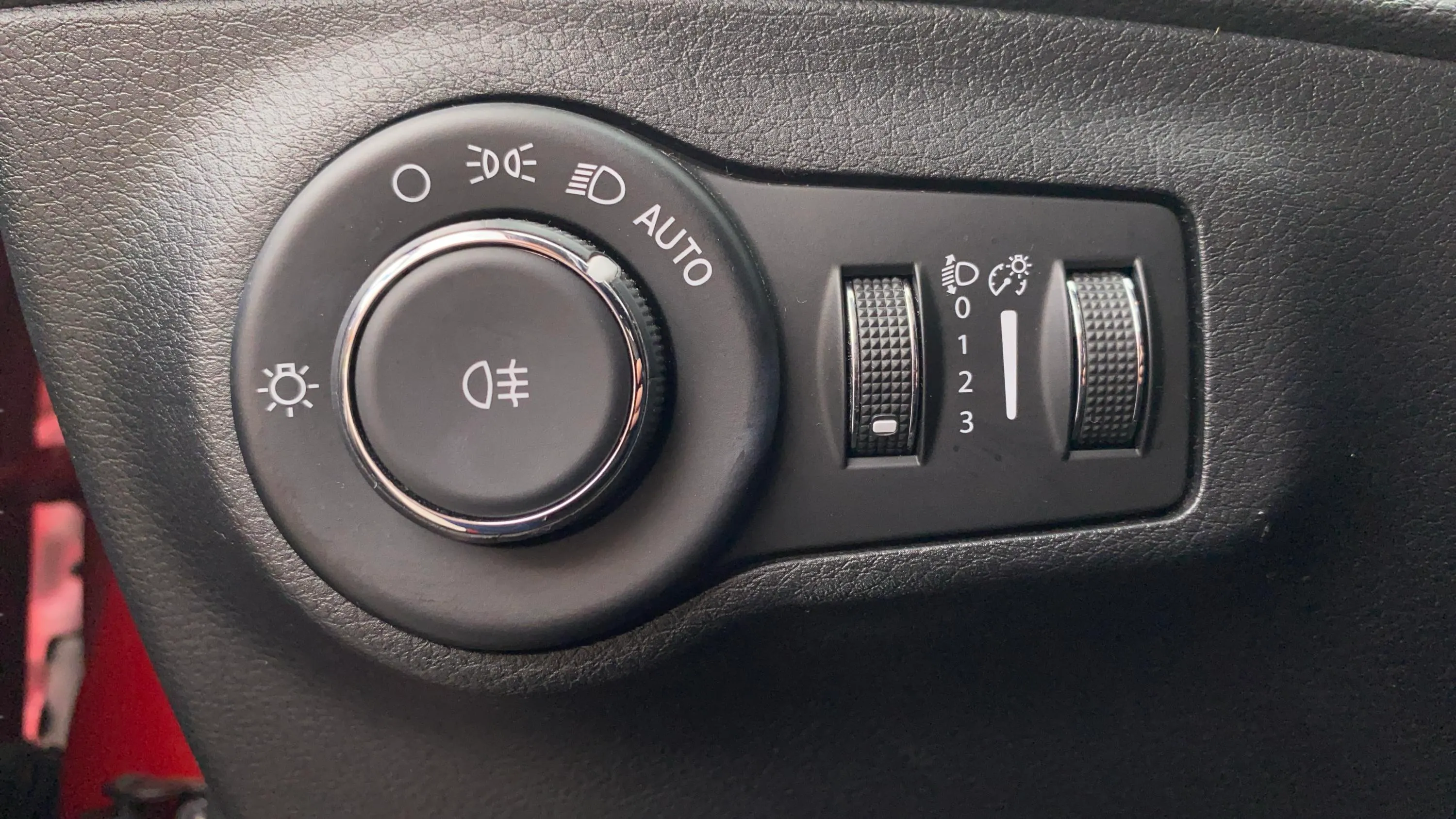 Jeep Compass 1.4 Mair Limited 4x2 - foto 17