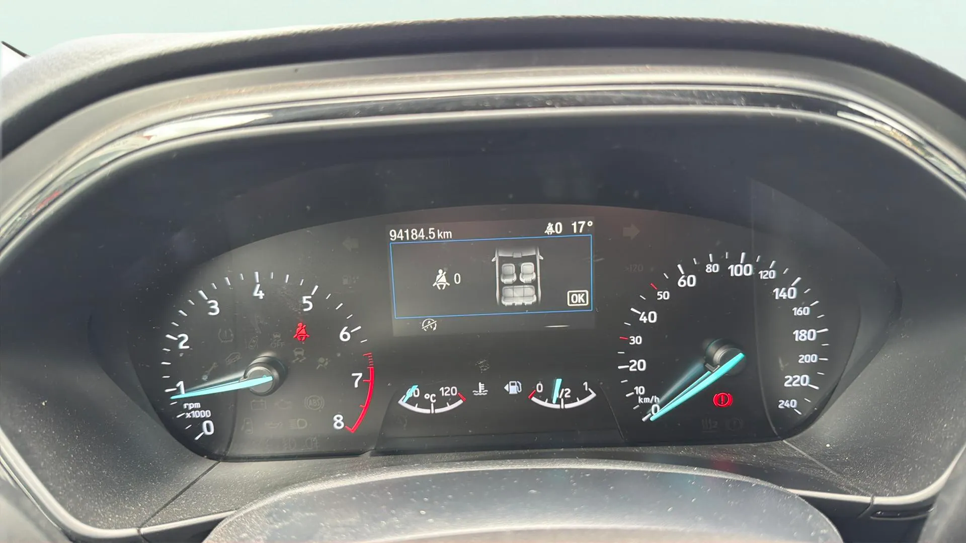 Ford Focus 1.0 EcoBoost MHEV ST-Line - foto 14