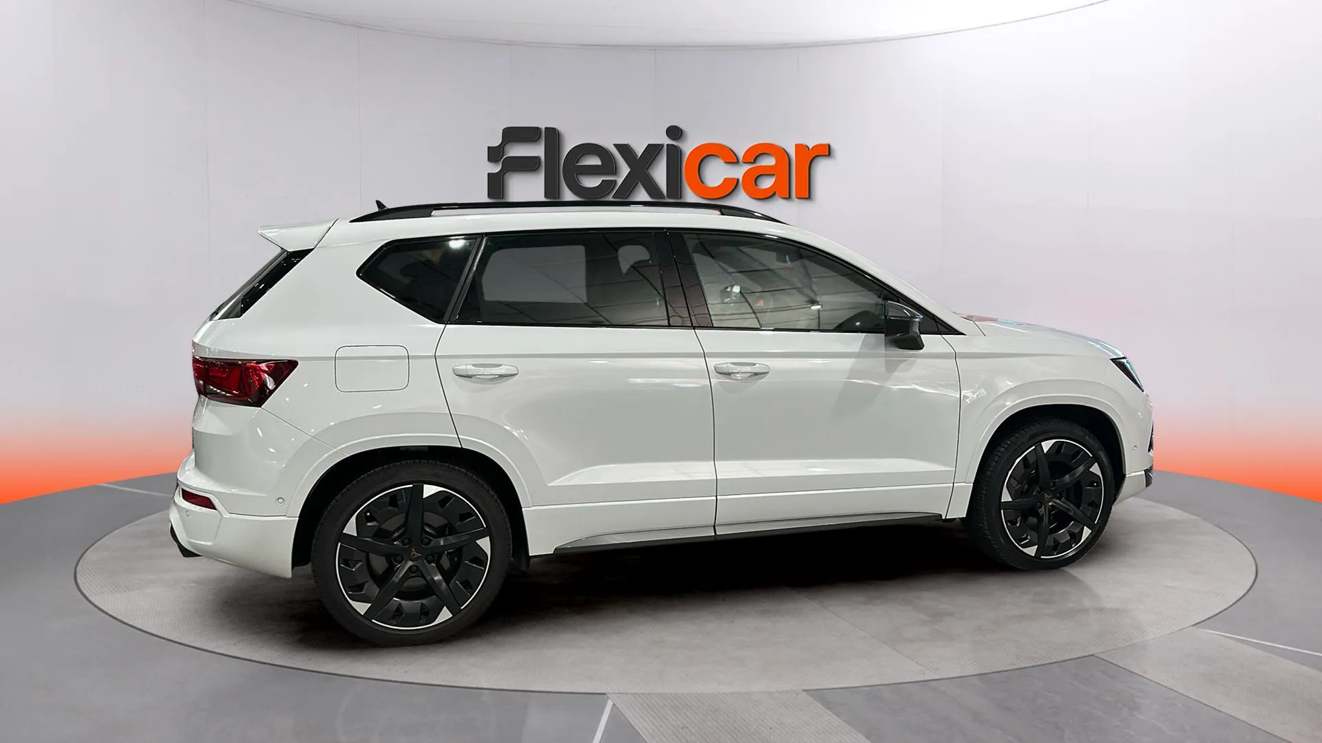 Cupra Ateca 2.0 TSI 4Drive DSG - foto 4