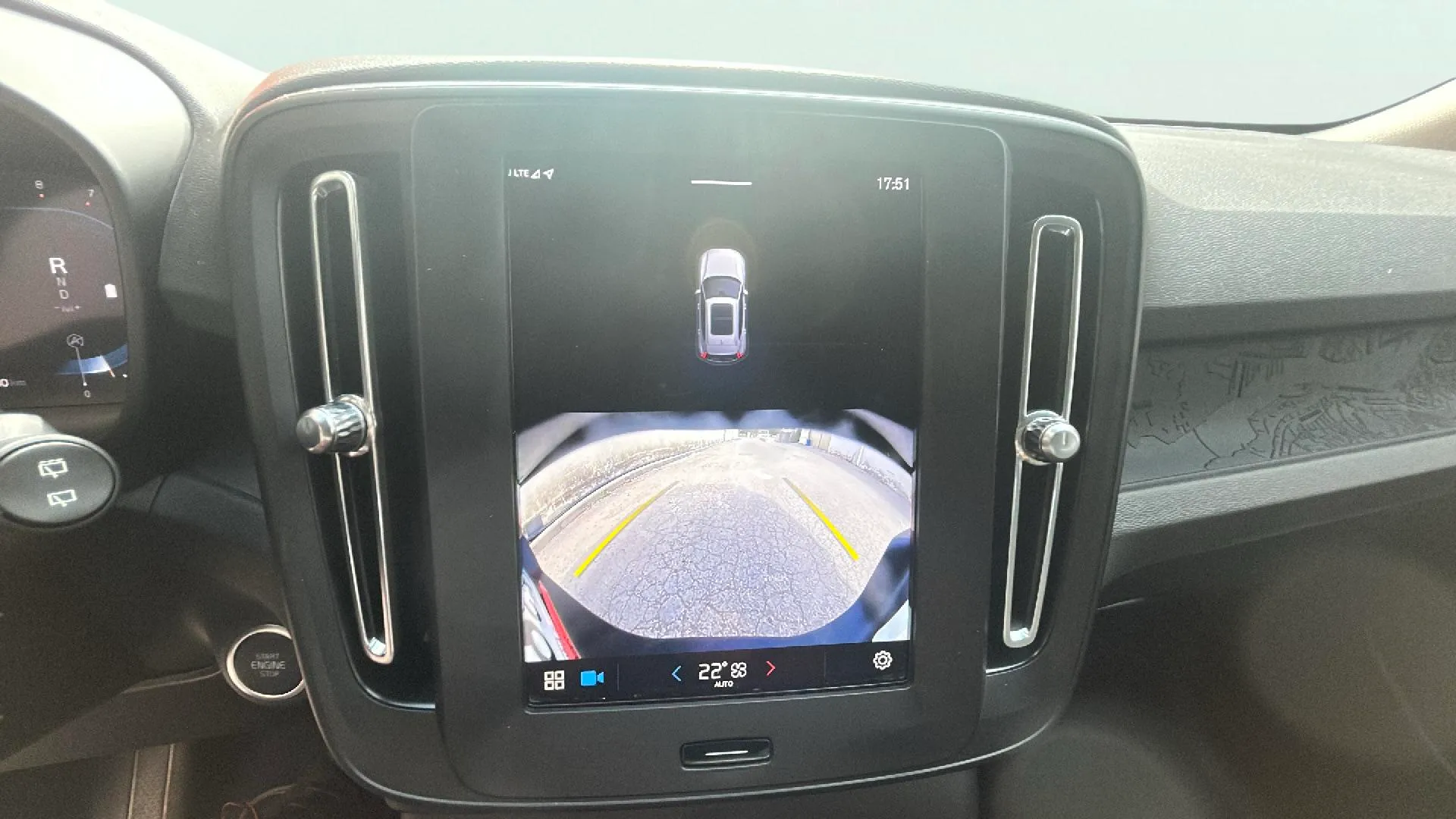 Volvo XC40 2.0 B3 G Core Dark - foto 10