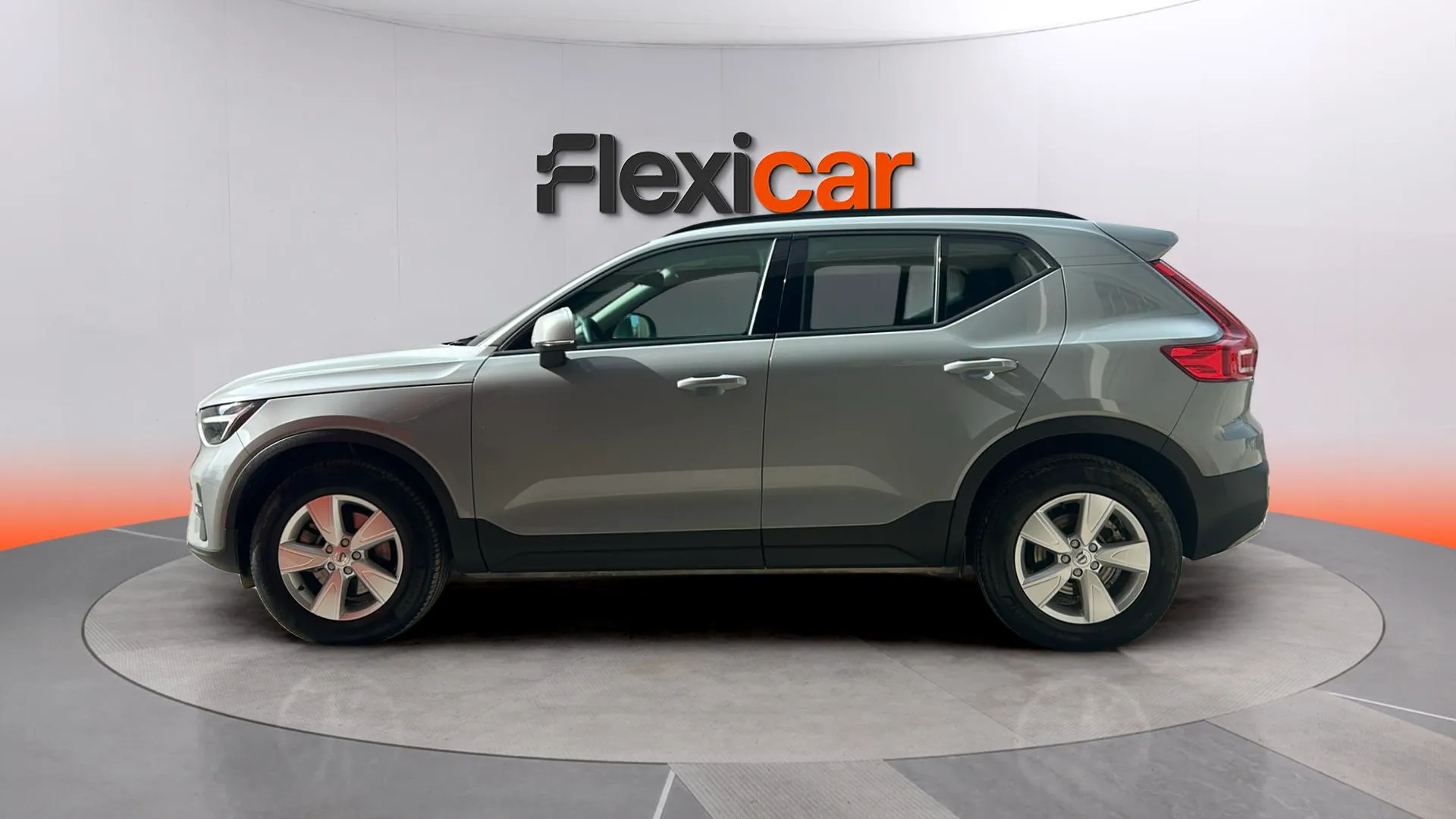 Volvo XC40 2.0 B3 G Core Dark - foto 5