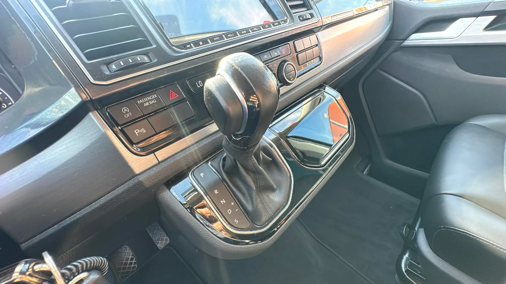 Volkswagen Multivan Premium Corto 2.0 TDI BMT DSG - foto 12