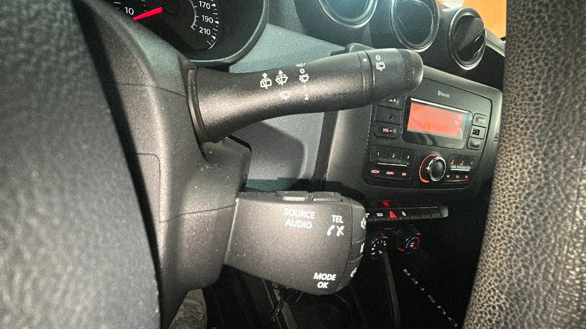 Dacia Duster Access 1.6 4x2 - foto 25