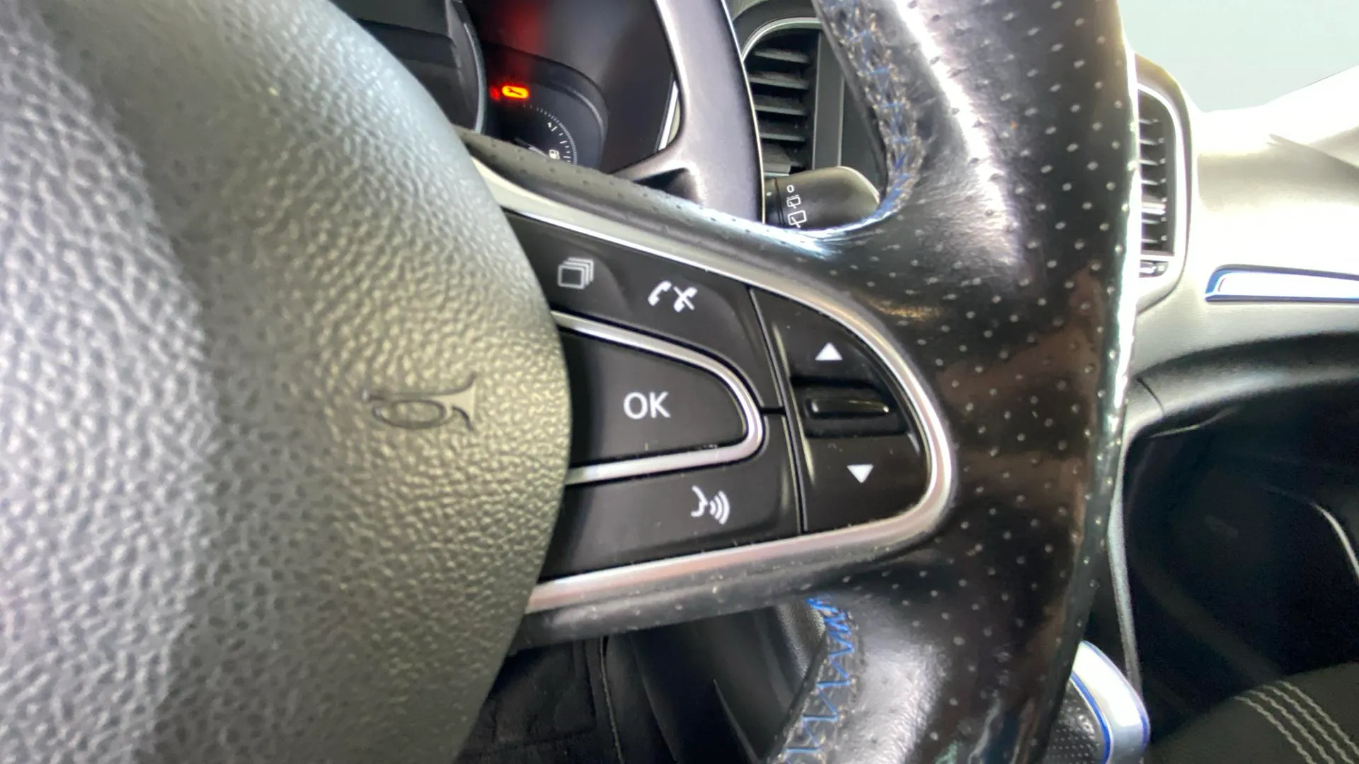 Renault Mégane GT Energy TCe EDC - foto 17