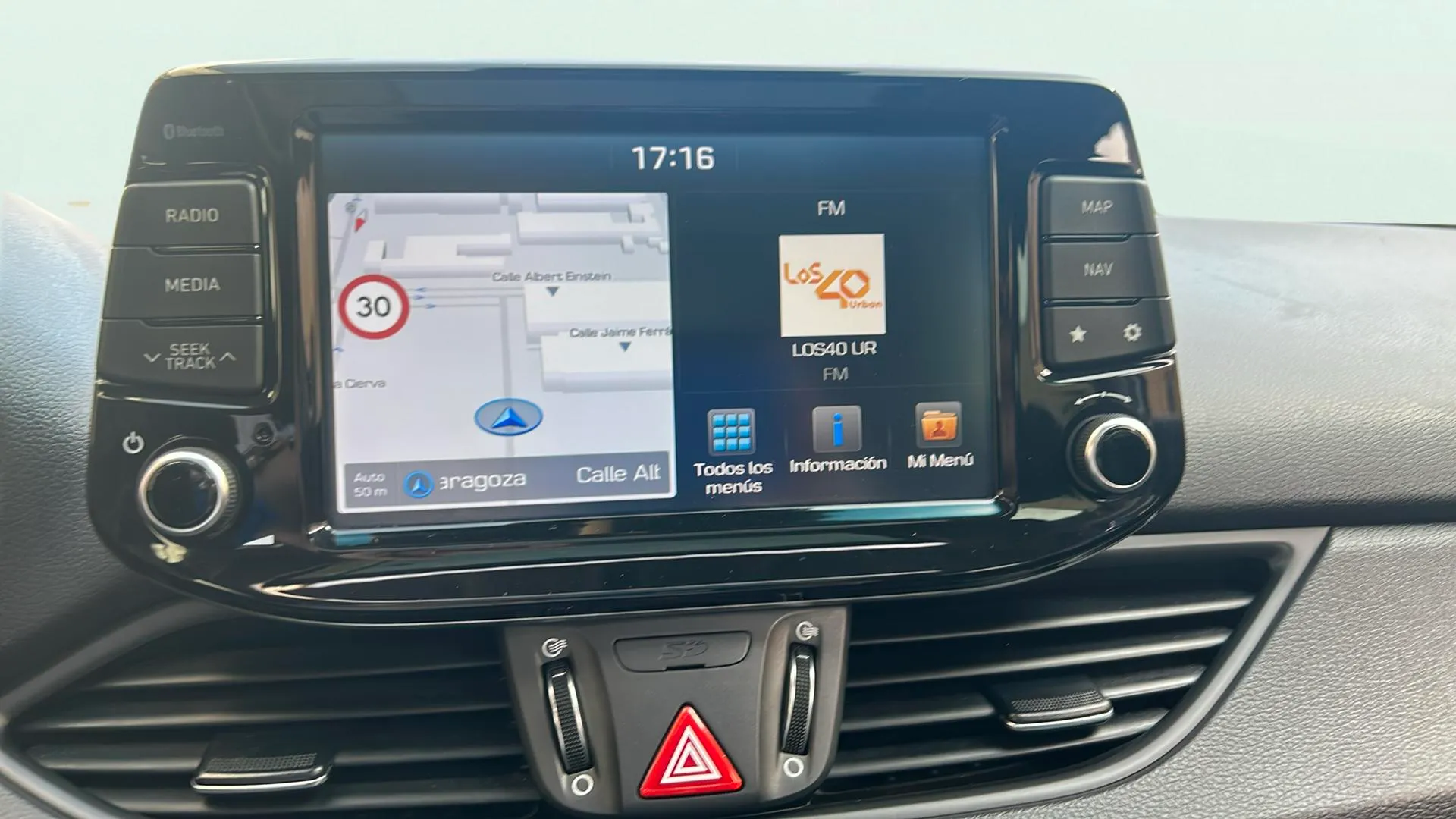 Hyundai i30 1.4 T-GDi Tecno Fastback DCT - foto 18