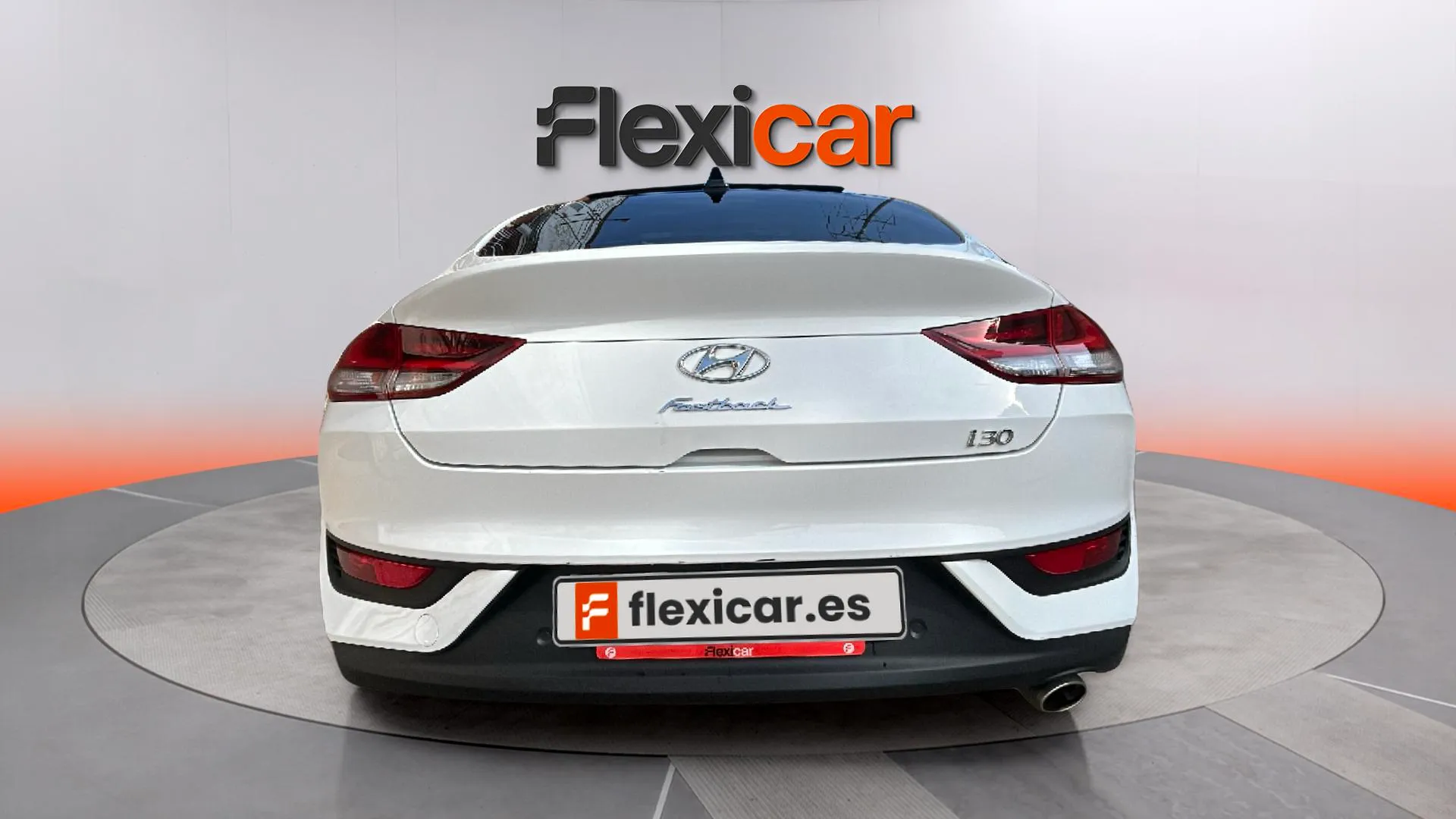 Hyundai i30 1.4 T-GDi Tecno Fastback DCT - foto 8