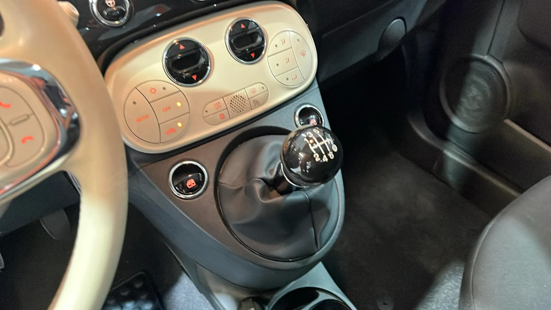 Fiat 500 Club 1.0 Hybrid - foto 13