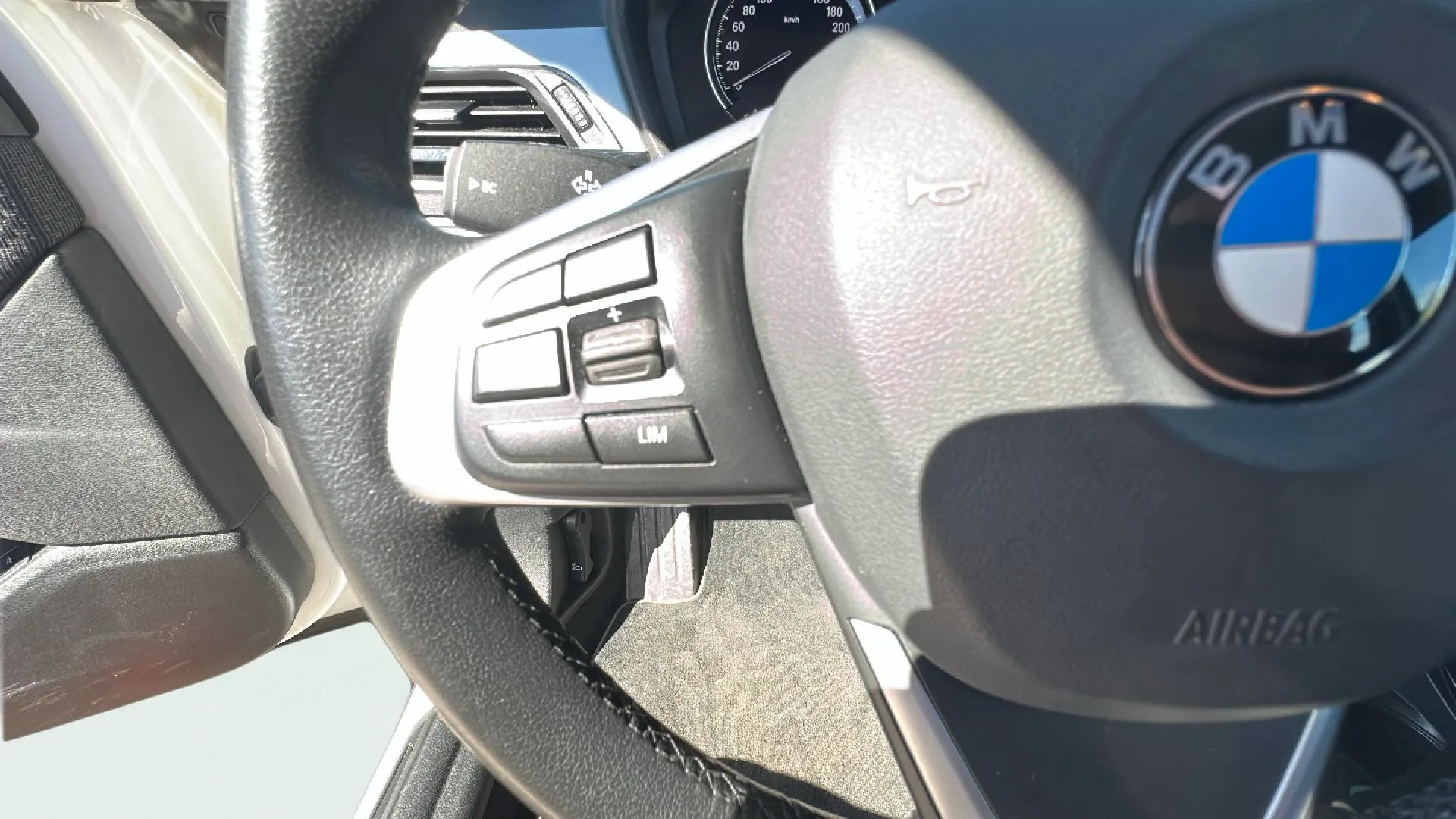 BMW X2 sDrive18d - foto 14