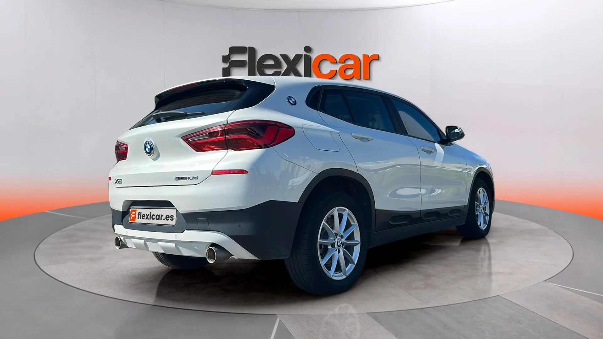 BMW X2 sDrive18d - foto 8