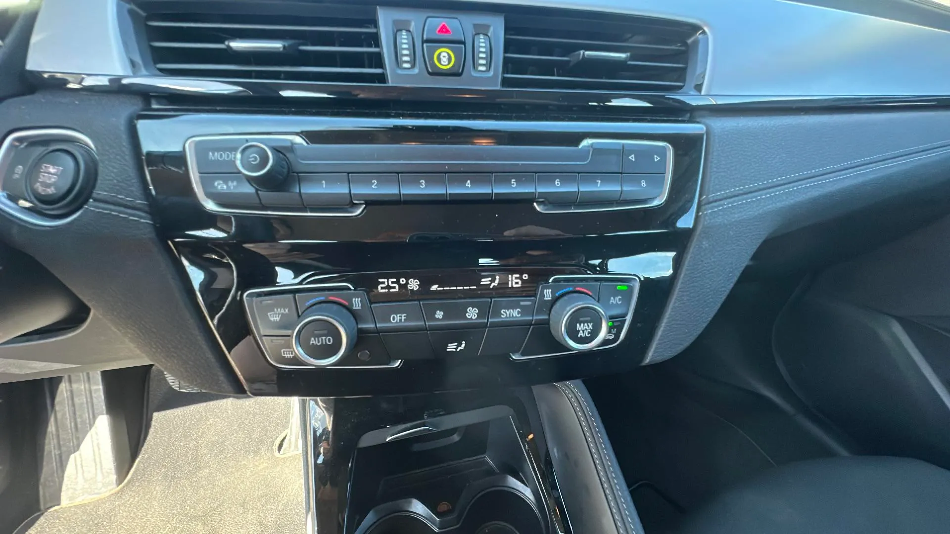 BMW X2 sDrive18d - foto 22