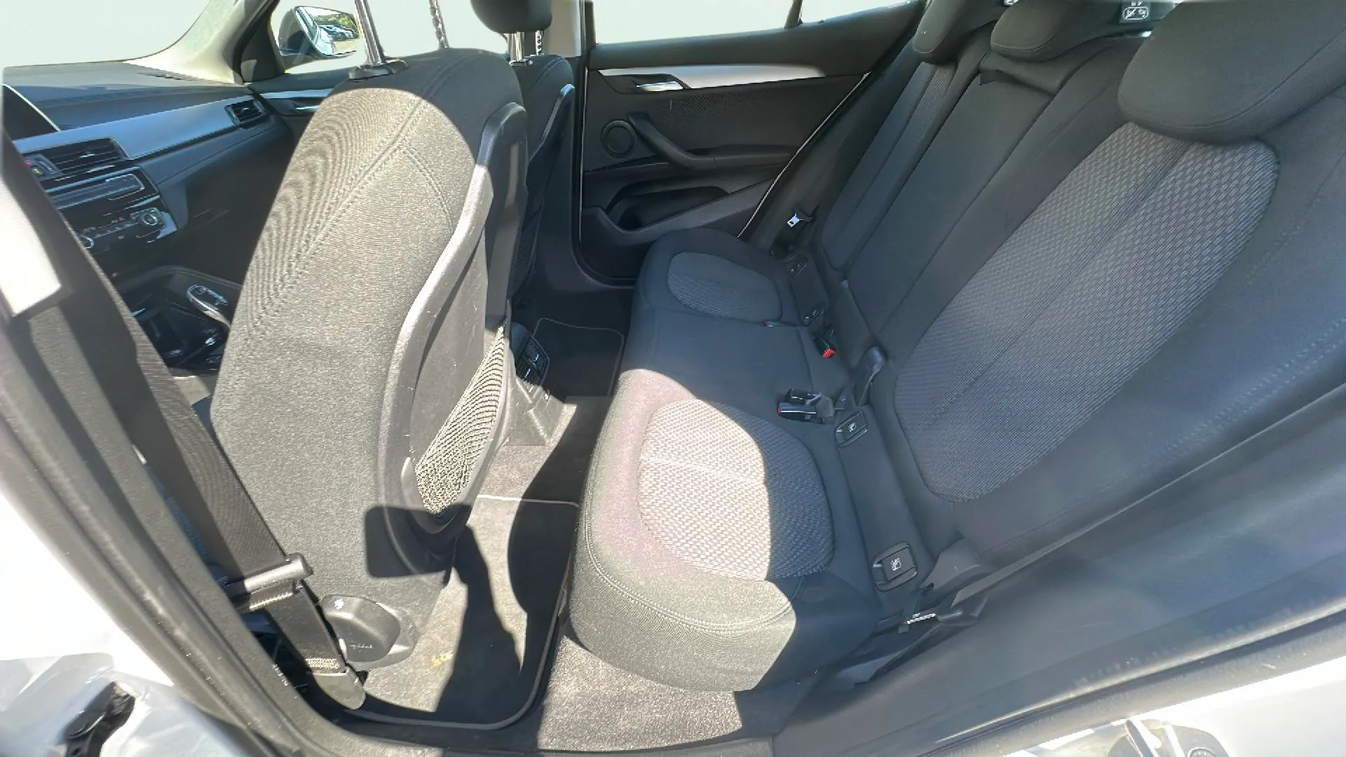 BMW X2 sDrive18d - foto 17