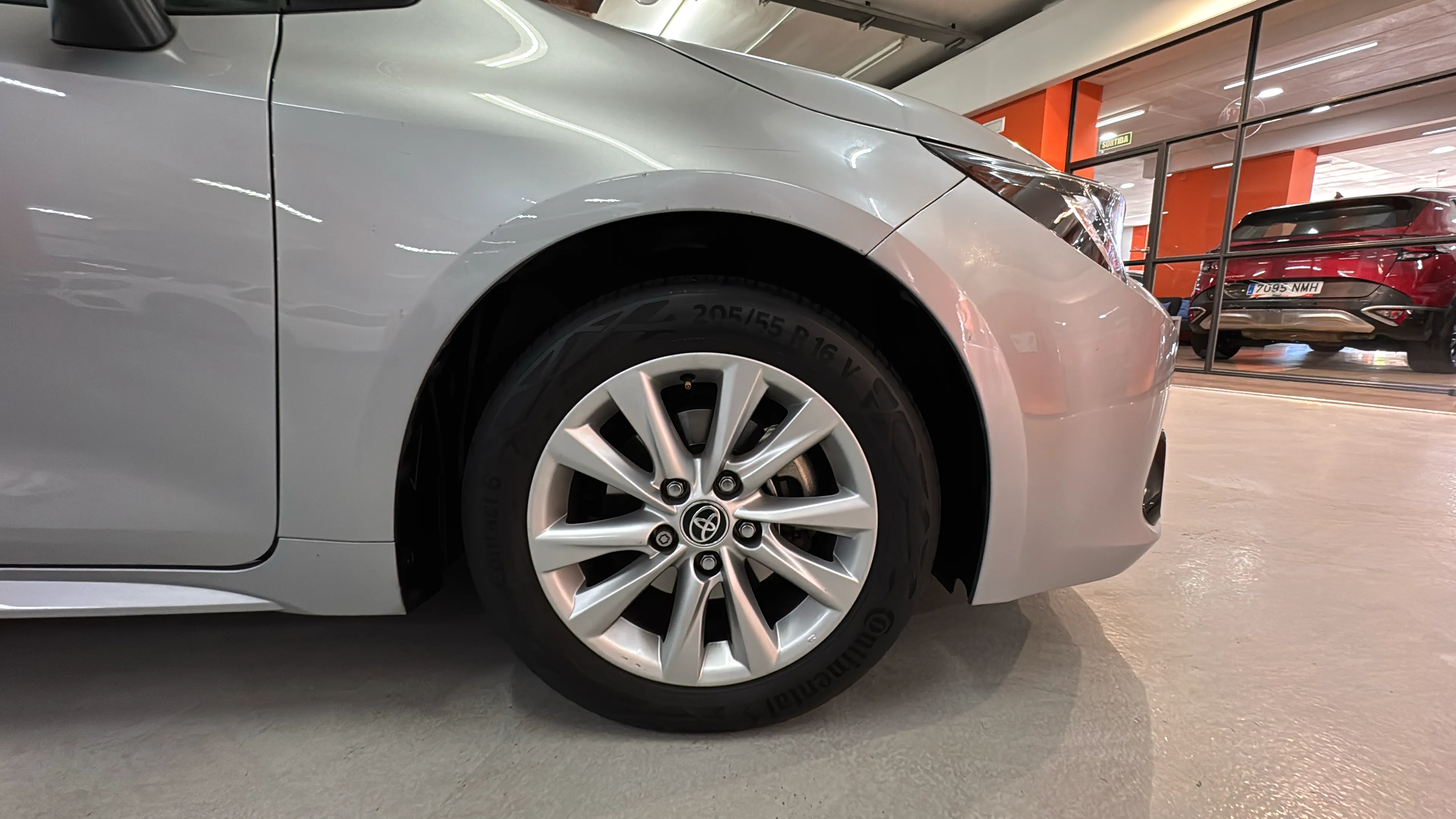 Toyota Corolla 140H Active Plus - foto 16