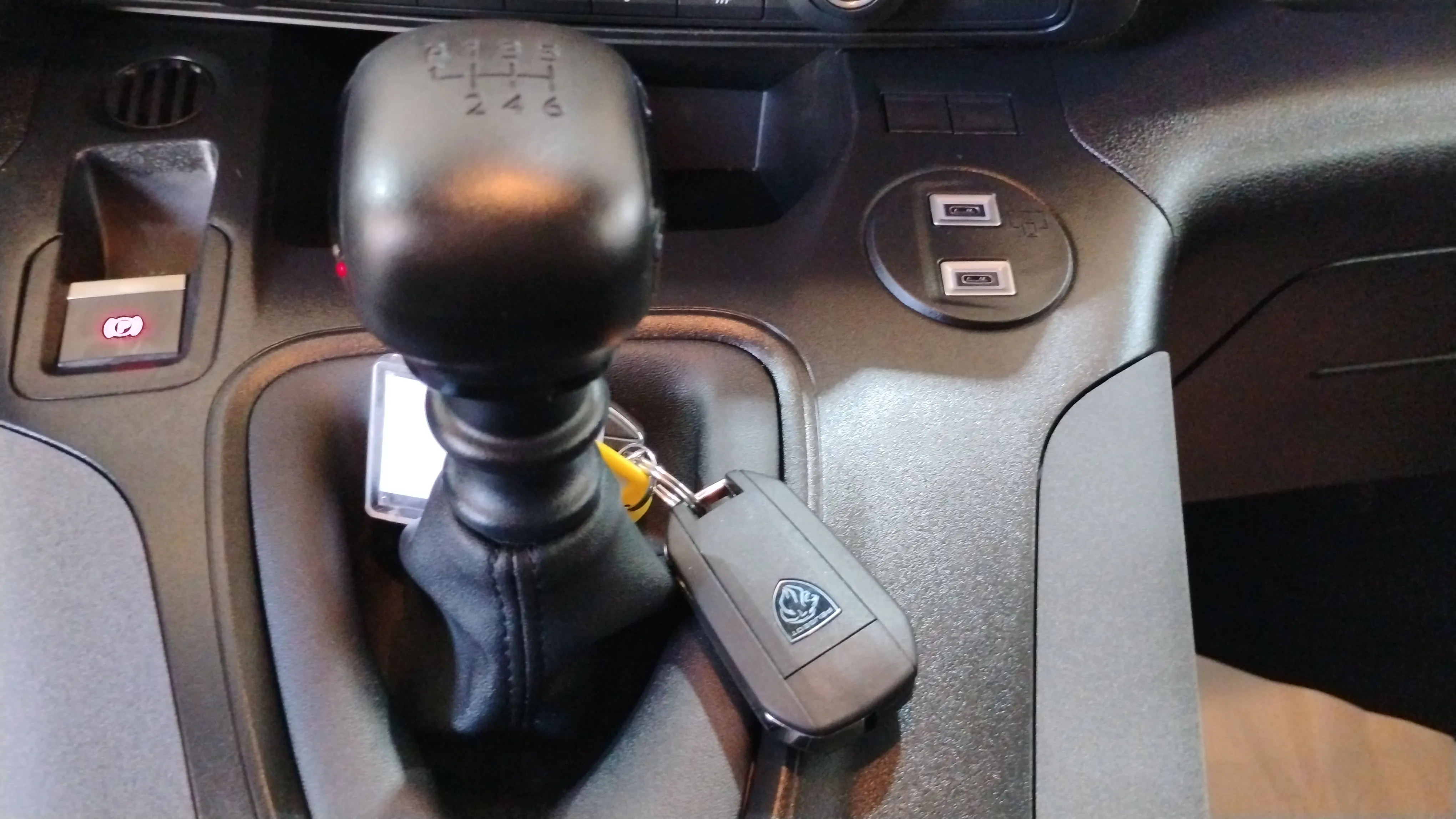 Peugeot Rifter Allure BlueHDi 100 - foto 20