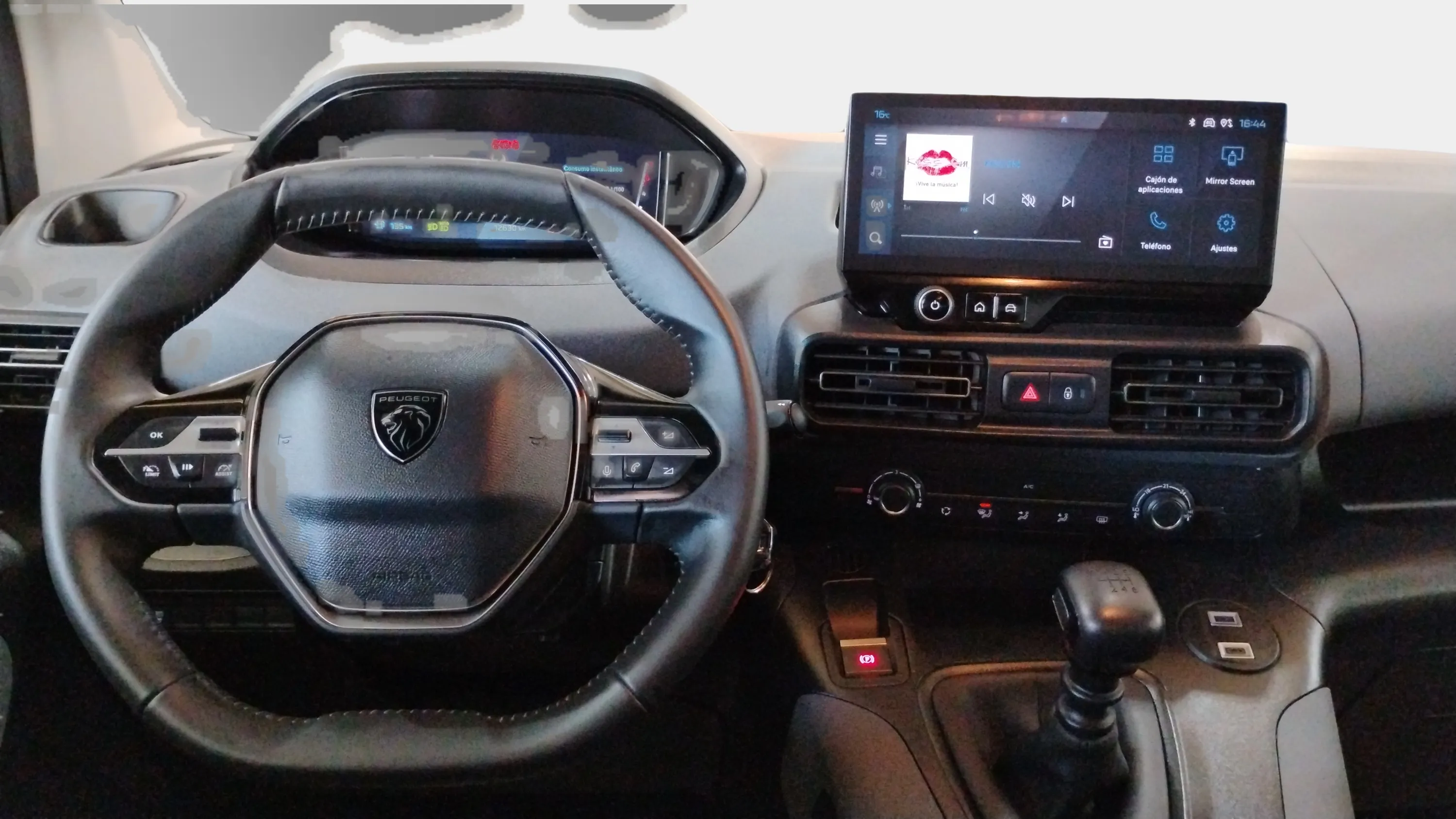 Peugeot Rifter Allure BlueHDi 100 - foto 9